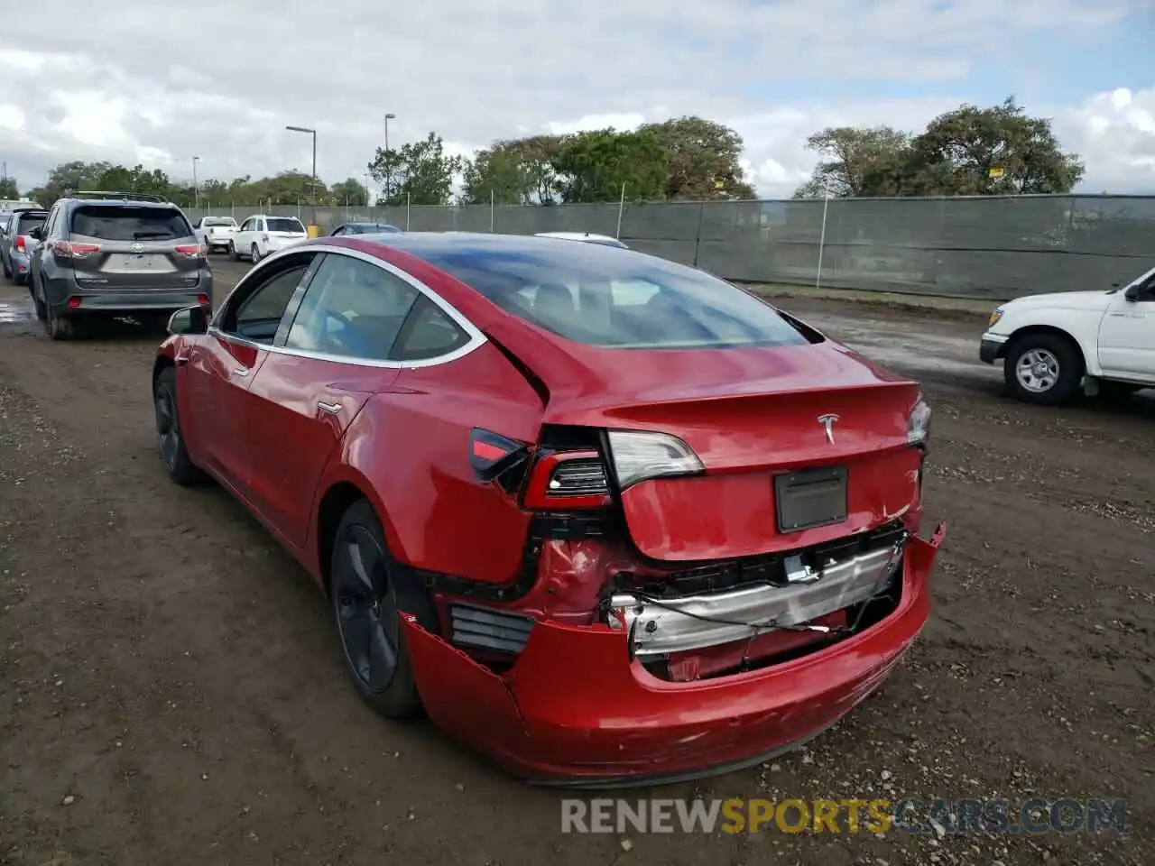 3 Photograph of a damaged car 5YJ3E1EA1KF464005 TESLA MODEL 3 2019