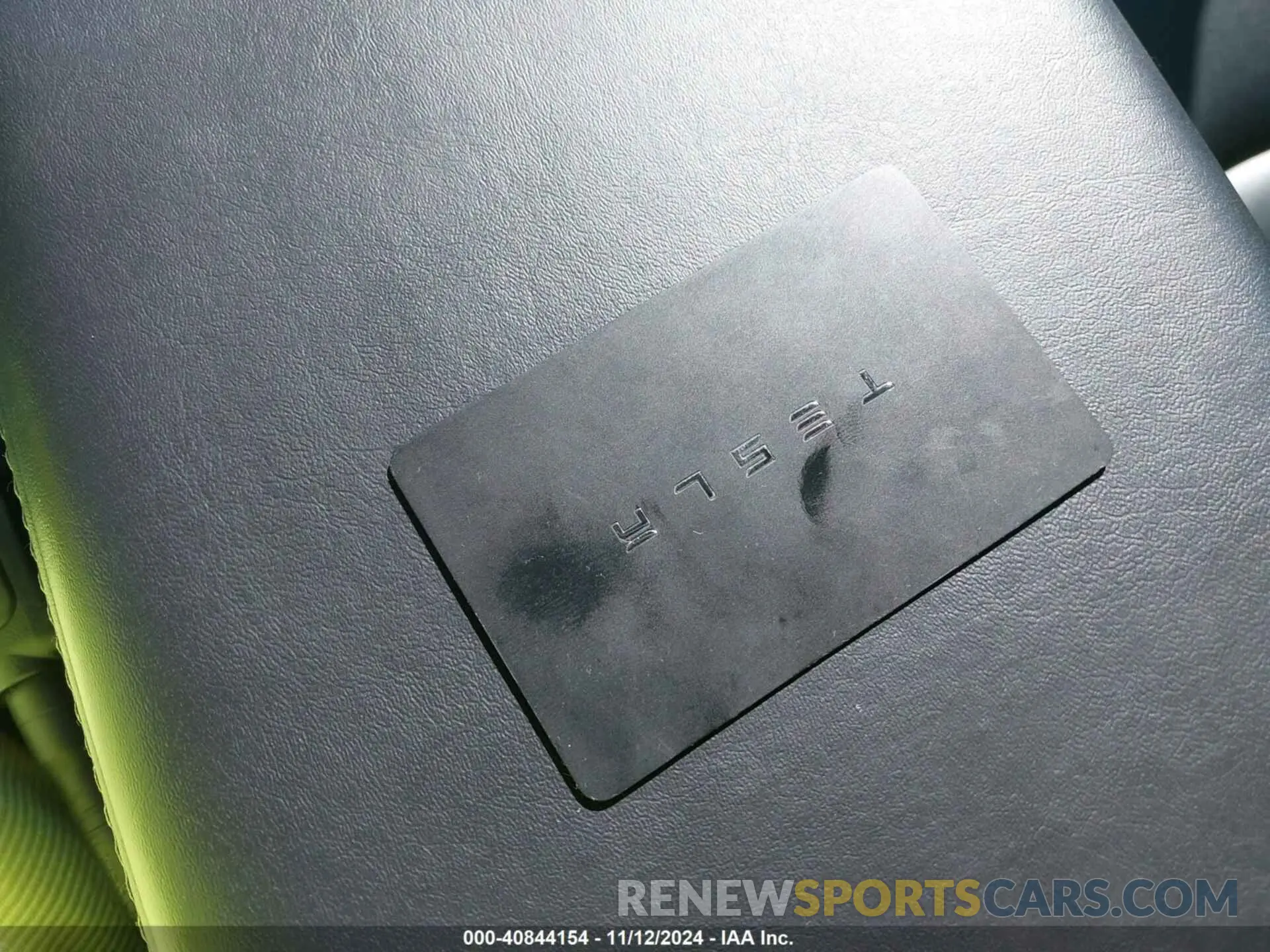11 Photograph of a damaged car 5YJ3E1EA1KF482634 TESLA MODEL 3 2019