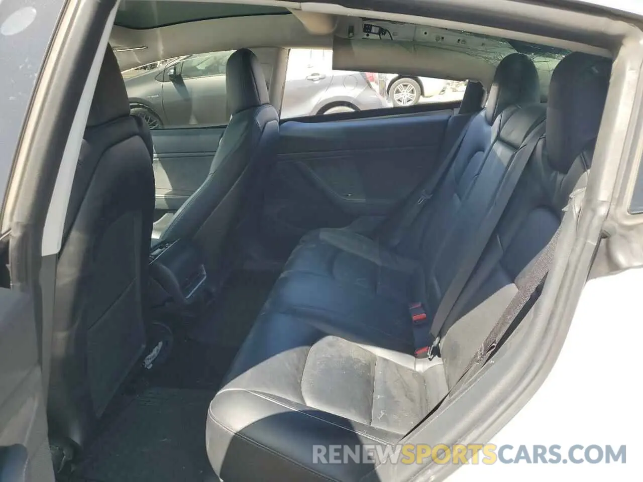 10 Photograph of a damaged car 5YJ3E1EA1KF482892 TESLA MODEL 3 2019