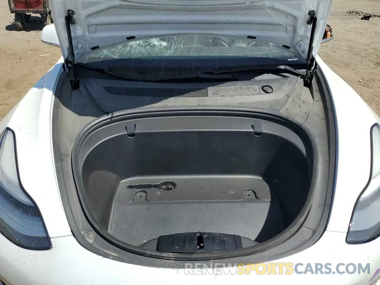 11 Photograph of a damaged car 5YJ3E1EA1KF482892 TESLA MODEL 3 2019