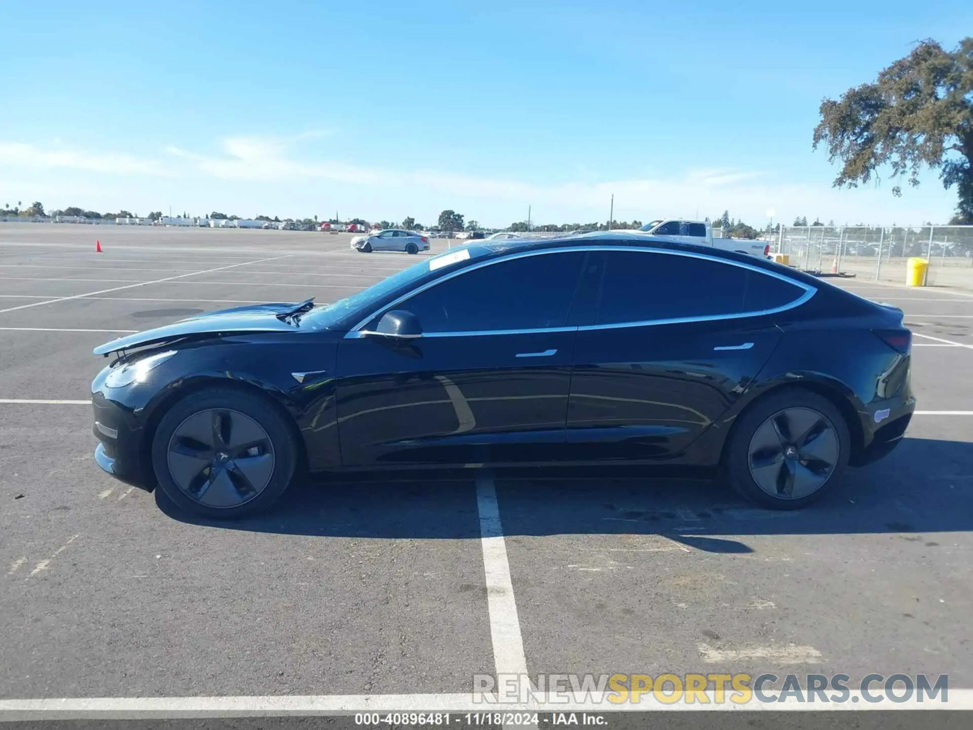 14 Photograph of a damaged car 5YJ3E1EA2KF189986 TESLA MODEL 3 2019