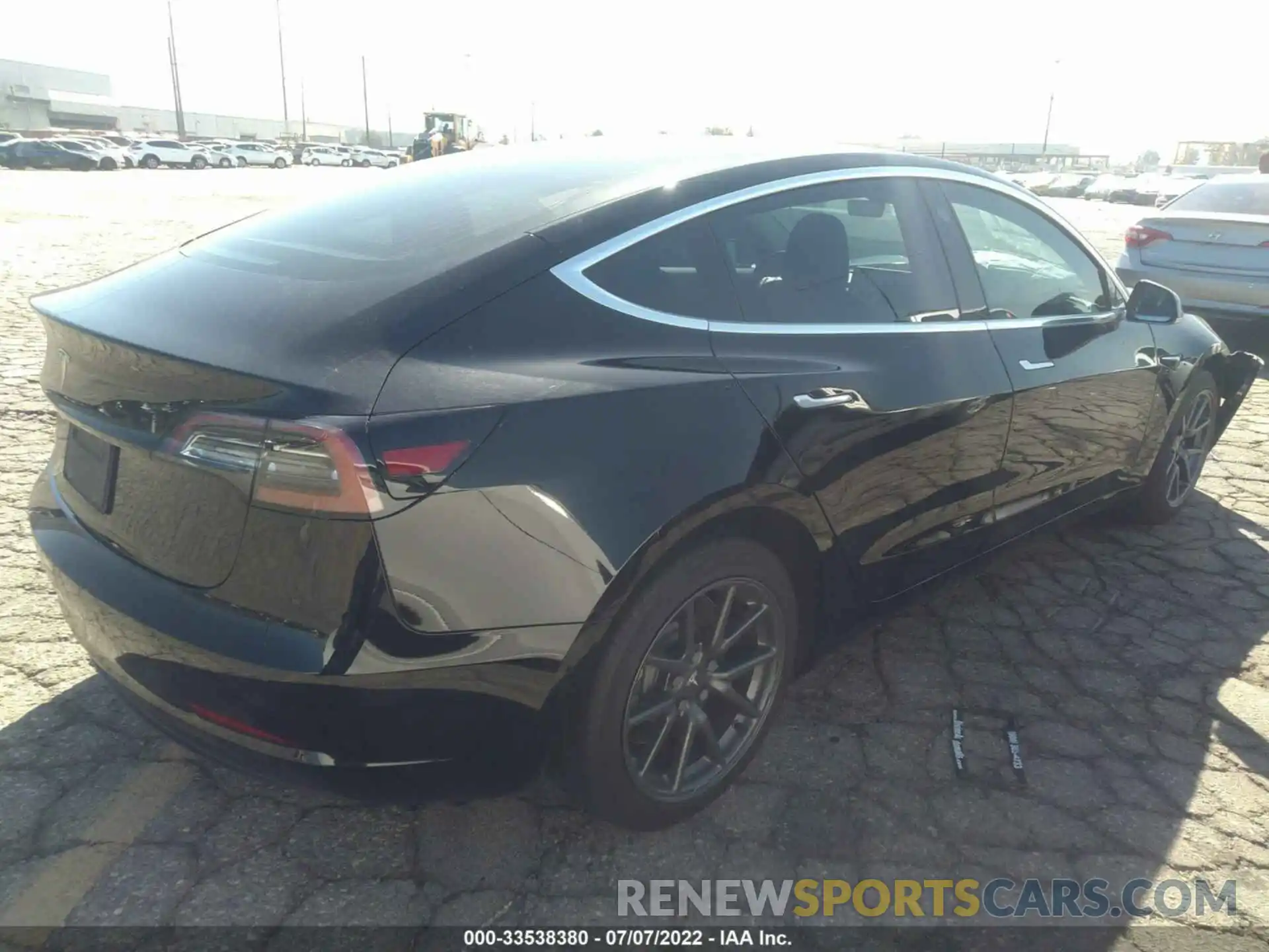 4 Photograph of a damaged car 5YJ3E1EA2KF193360 TESLA MODEL 3 2019