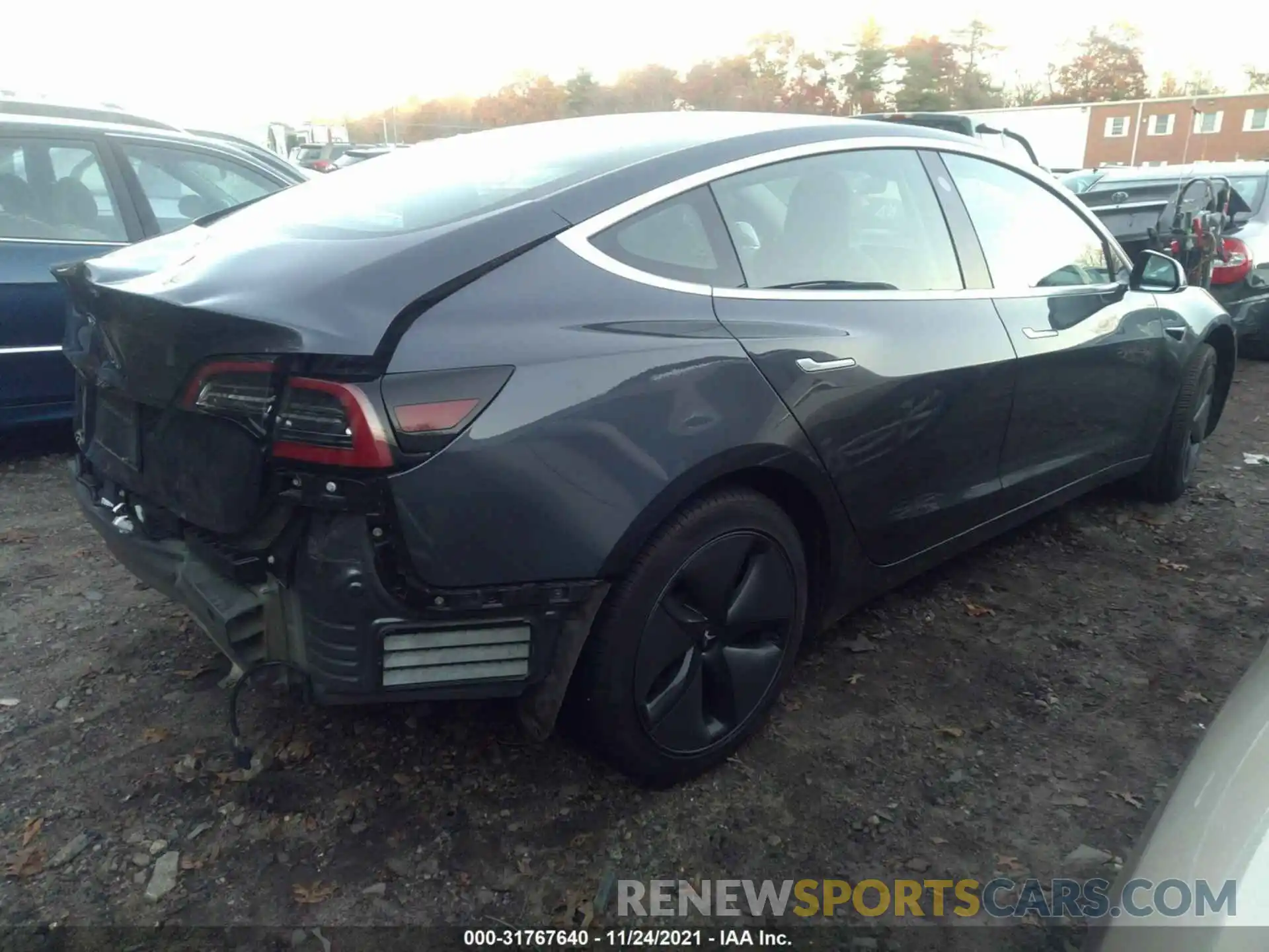 4 Photograph of a damaged car 5YJ3E1EA2KF298657 TESLA MODEL 3 2019