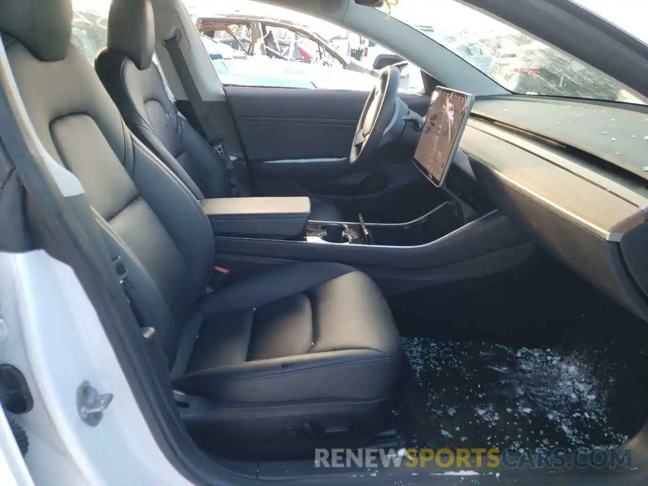 5 Photograph of a damaged car 5YJ3E1EA2KF299856 TESLA MODEL 3 2019