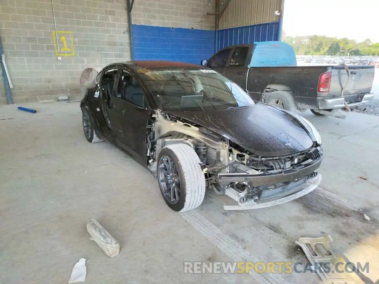 1 Photograph of a damaged car 5YJ3E1EA2KF306241 TESLA MODEL 3 2019