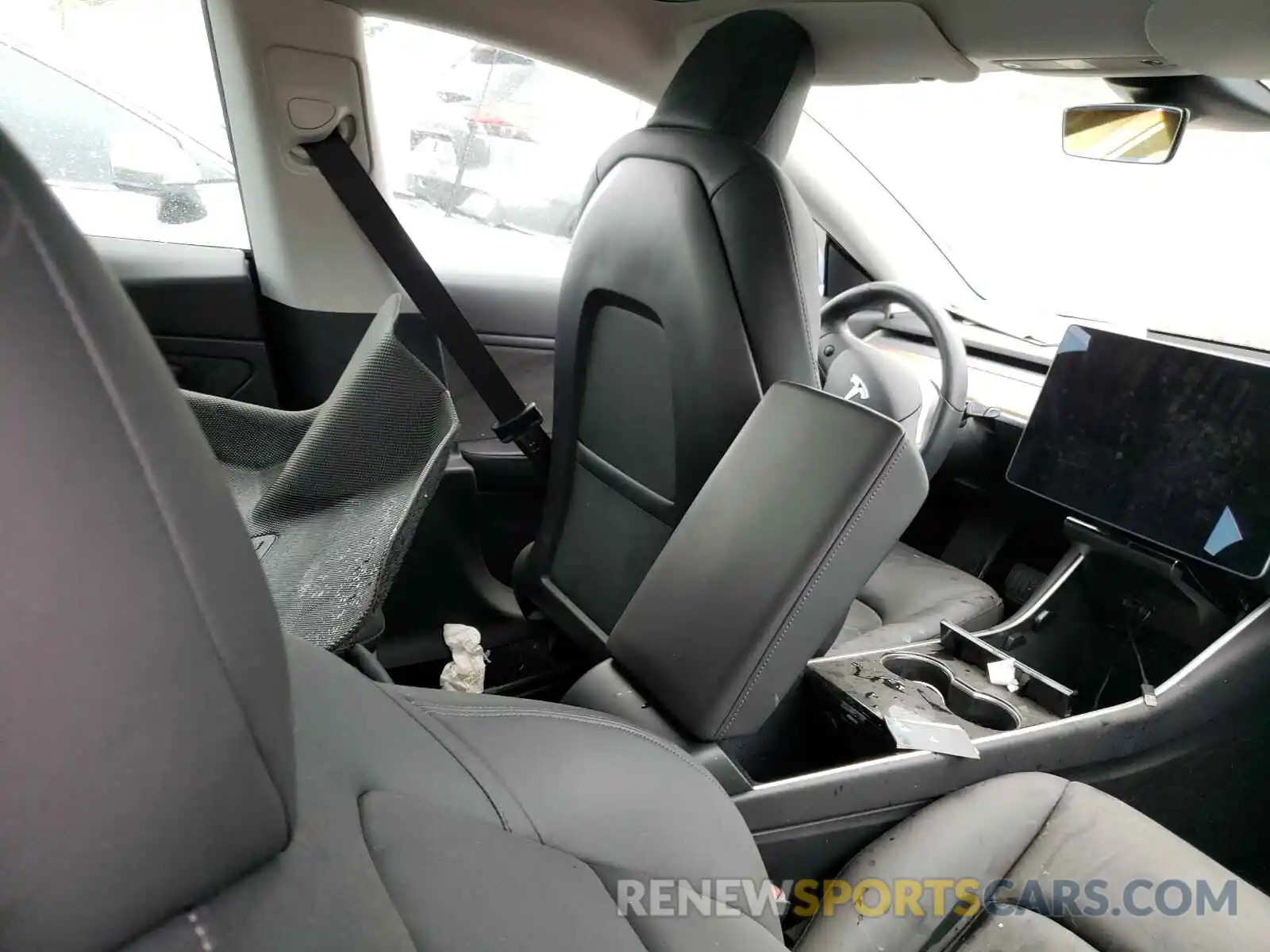 5 Photograph of a damaged car 5YJ3E1EA2KF306658 TESLA MODEL 3 2019