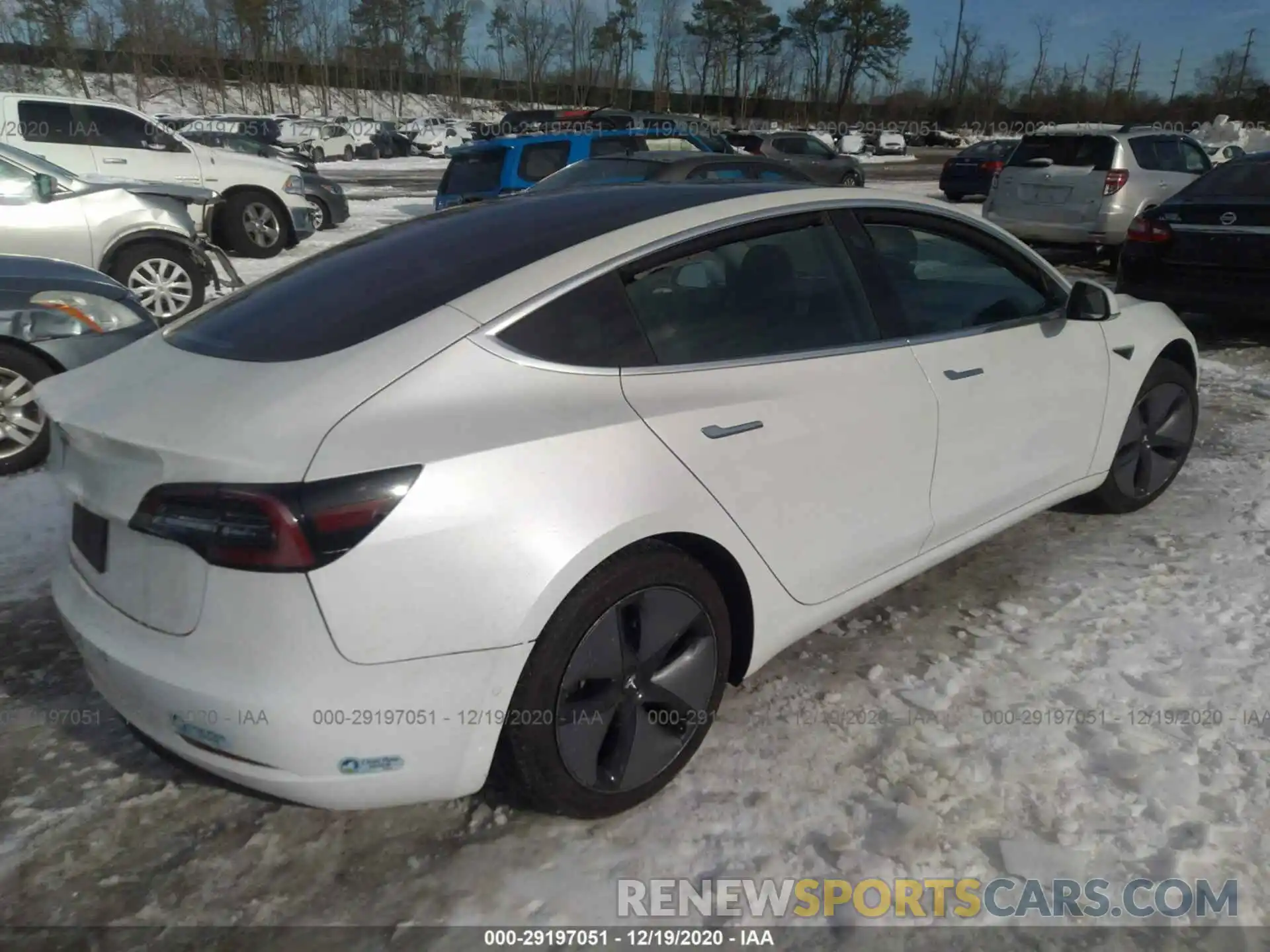 4 Photograph of a damaged car 5YJ3E1EA2KF310080 TESLA MODEL 3 2019