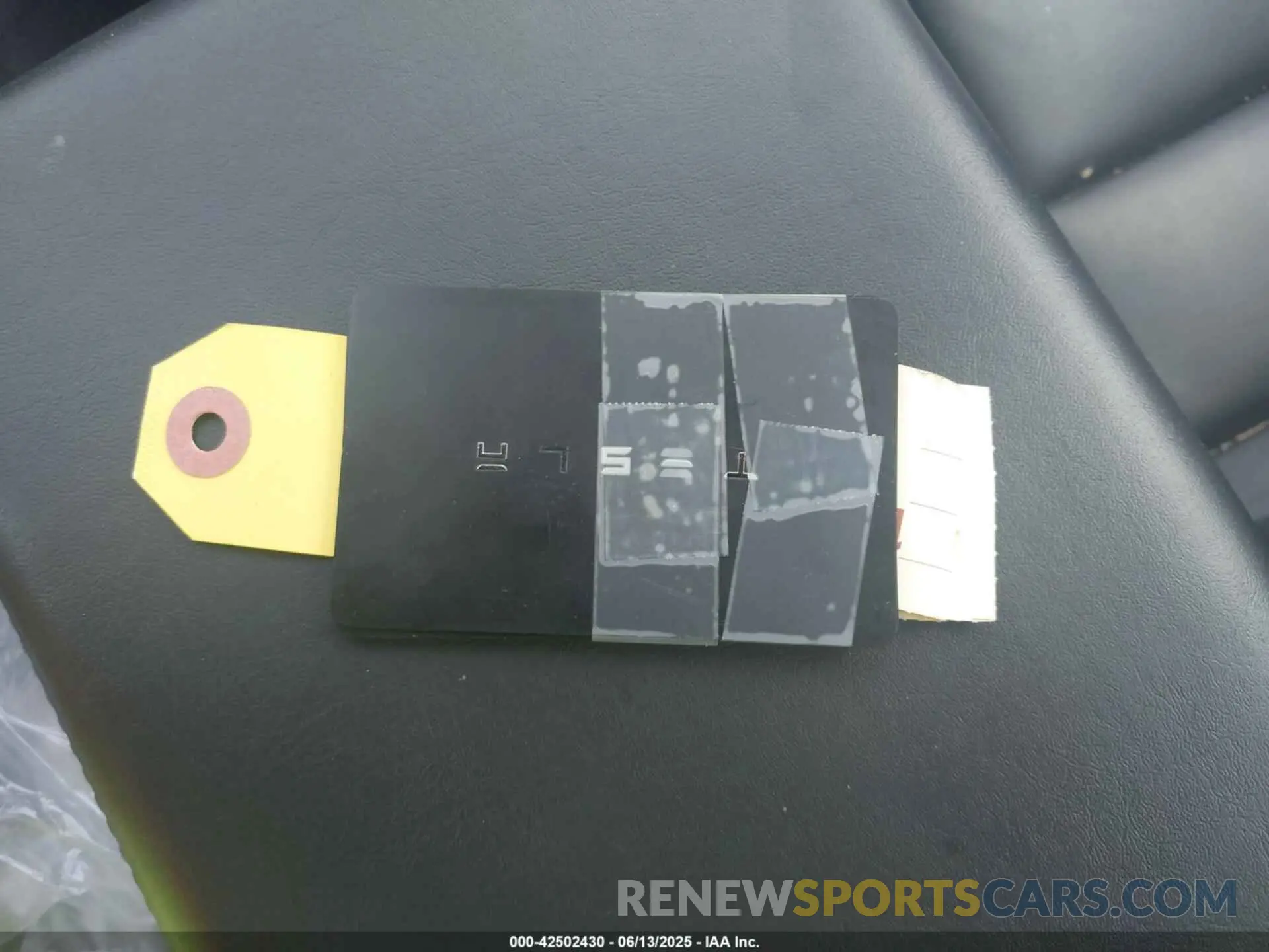 11 Photograph of a damaged car 5YJ3E1EA2KF311424 TESLA MODEL 3 2019