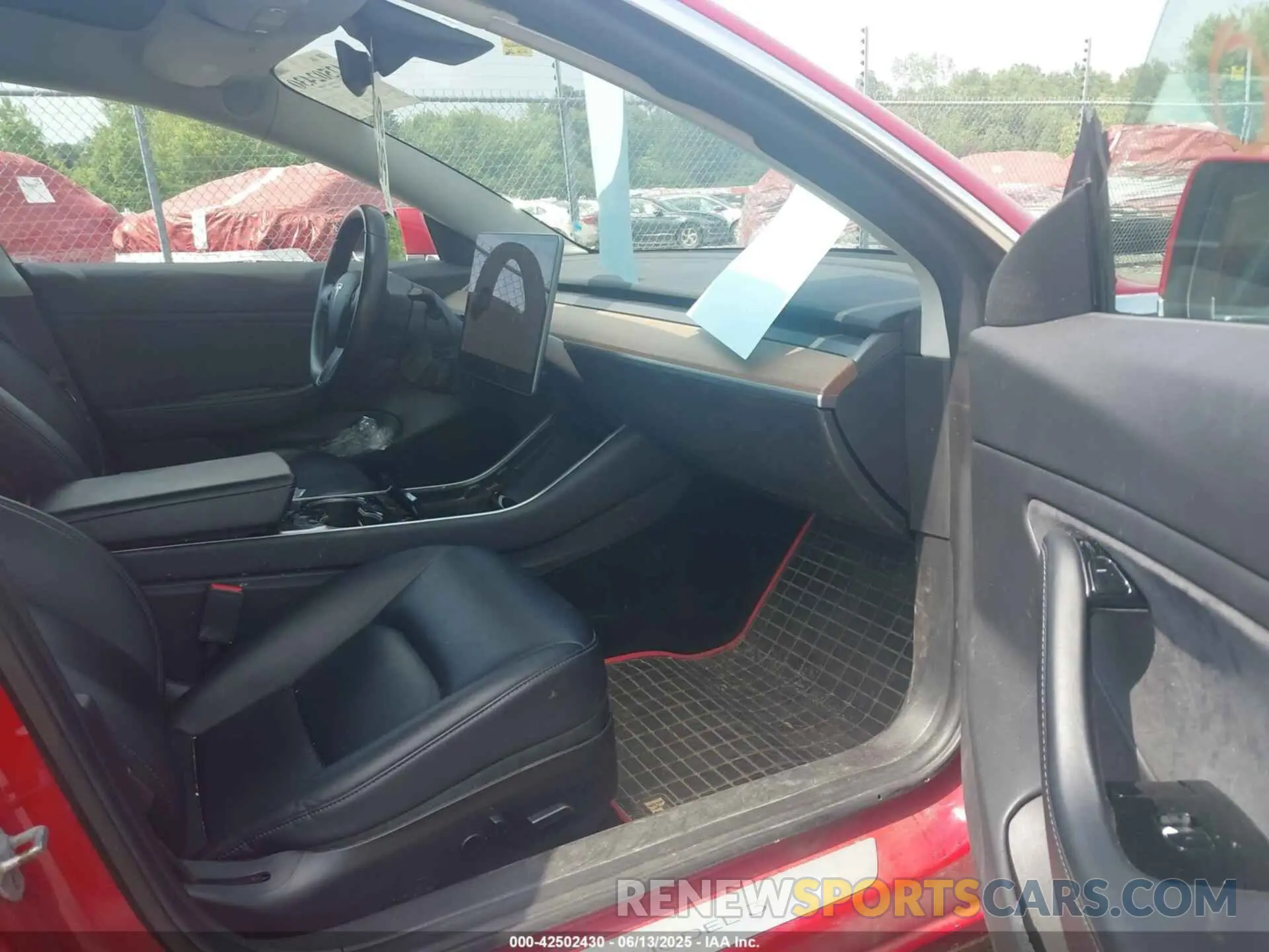 5 Photograph of a damaged car 5YJ3E1EA2KF311424 TESLA MODEL 3 2019