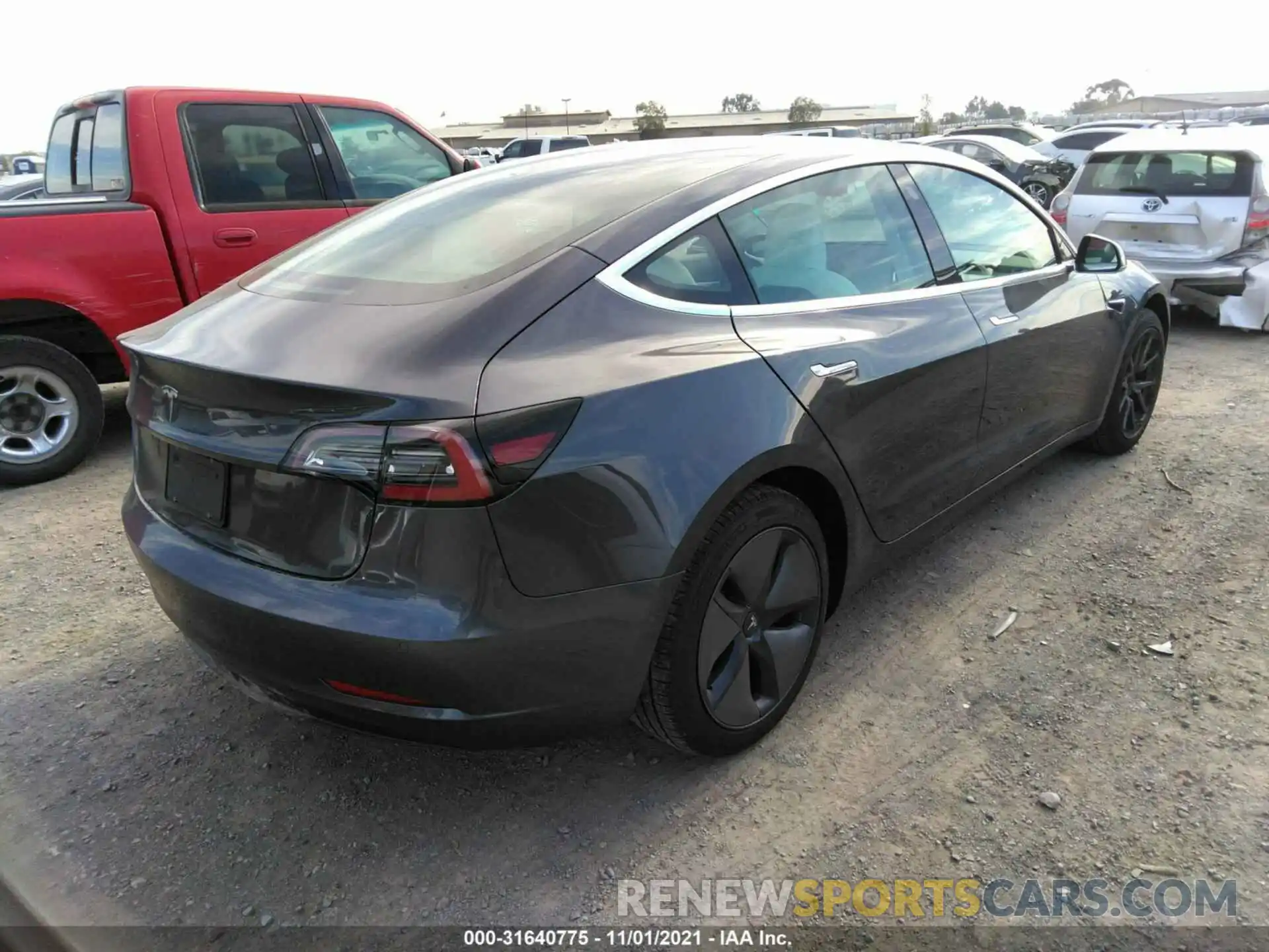 4 Photograph of a damaged car 5YJ3E1EA2KF312458 TESLA MODEL 3 2019