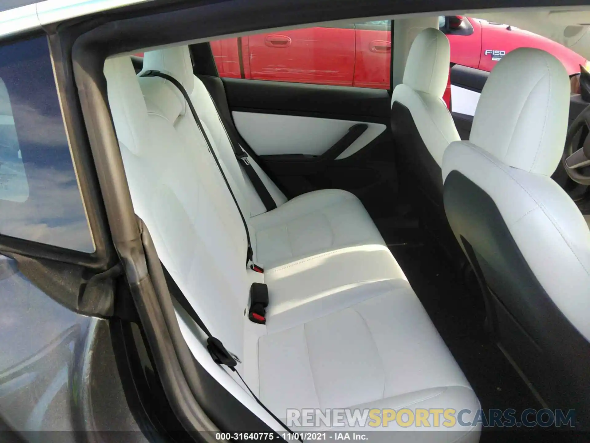 8 Photograph of a damaged car 5YJ3E1EA2KF312458 TESLA MODEL 3 2019