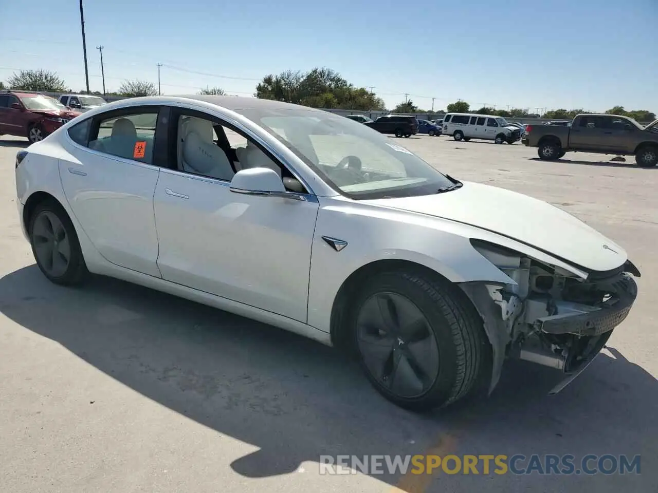 4 Photograph of a damaged car 5YJ3E1EA2KF314937 TESLA MODEL 3 2019