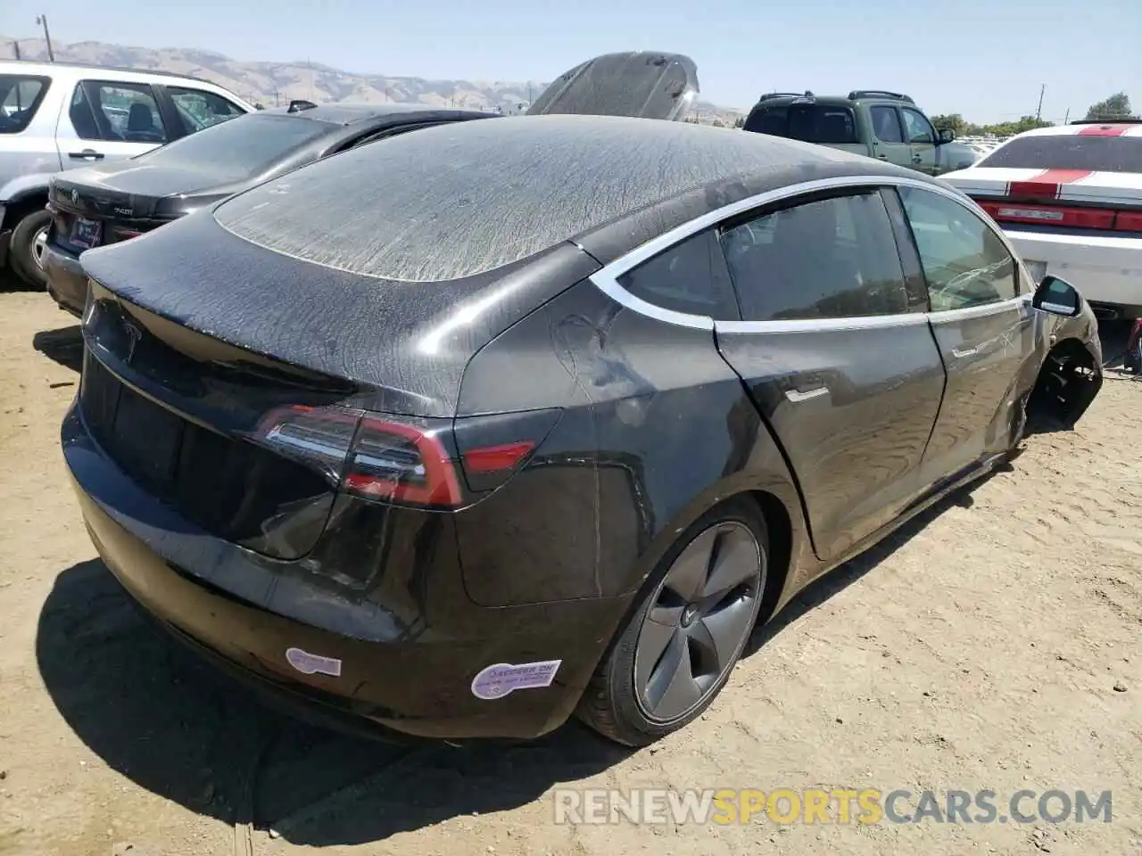 4 Photograph of a damaged car 5YJ3E1EA2KF321578 TESLA MODEL 3 2019