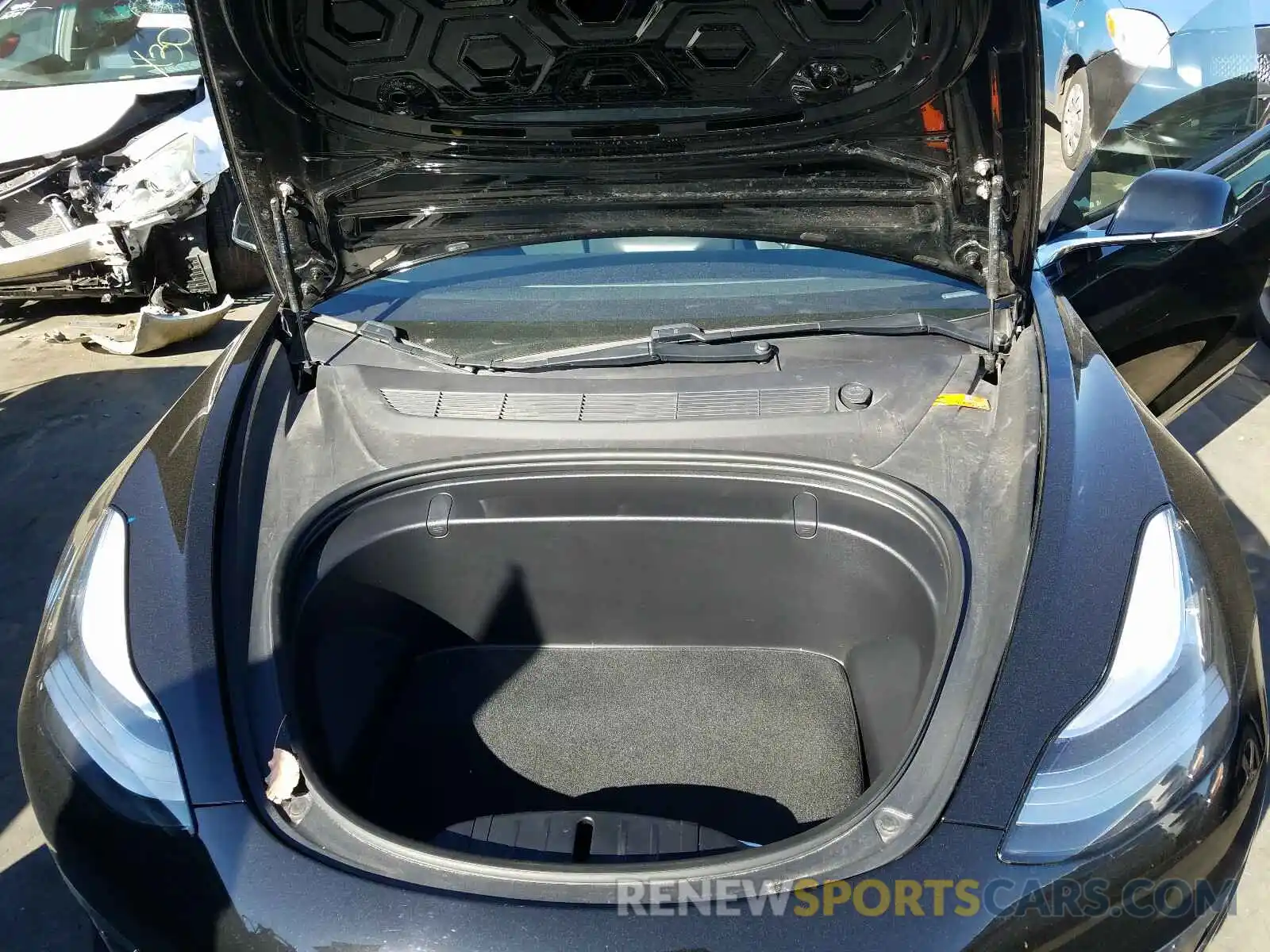 7 Photograph of a damaged car 5YJ3E1EA2KF325341 TESLA MODEL 3 2019