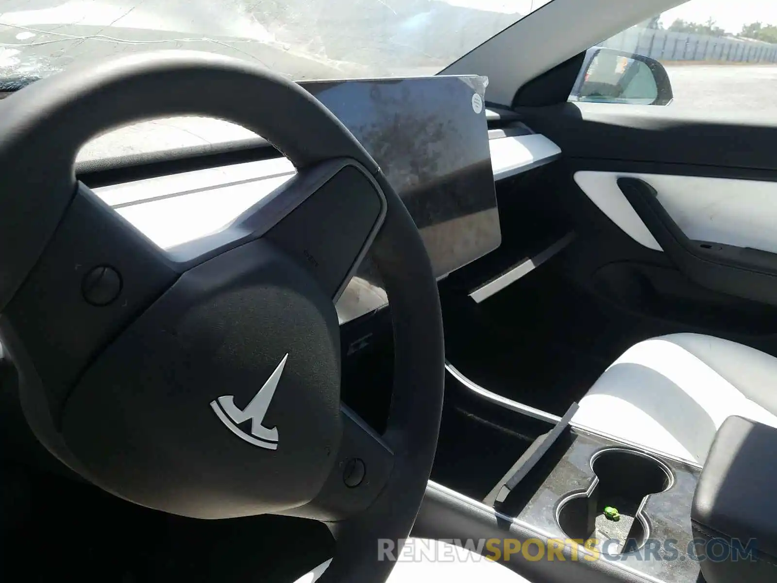 8 Photograph of a damaged car 5YJ3E1EA2KF332838 TESLA MODEL 3 2019