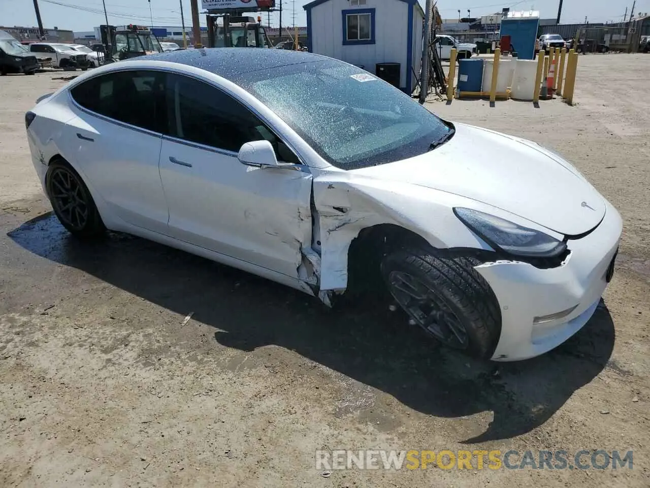 4 Photograph of a damaged car 5YJ3E1EA2KF337473 TESLA MODEL 3 2019