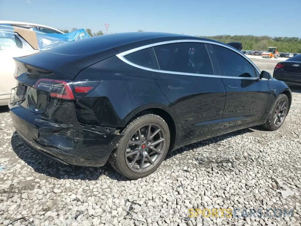 3 Photograph of a damaged car 5YJ3E1EA2KF361871 TESLA MODEL 3 2019