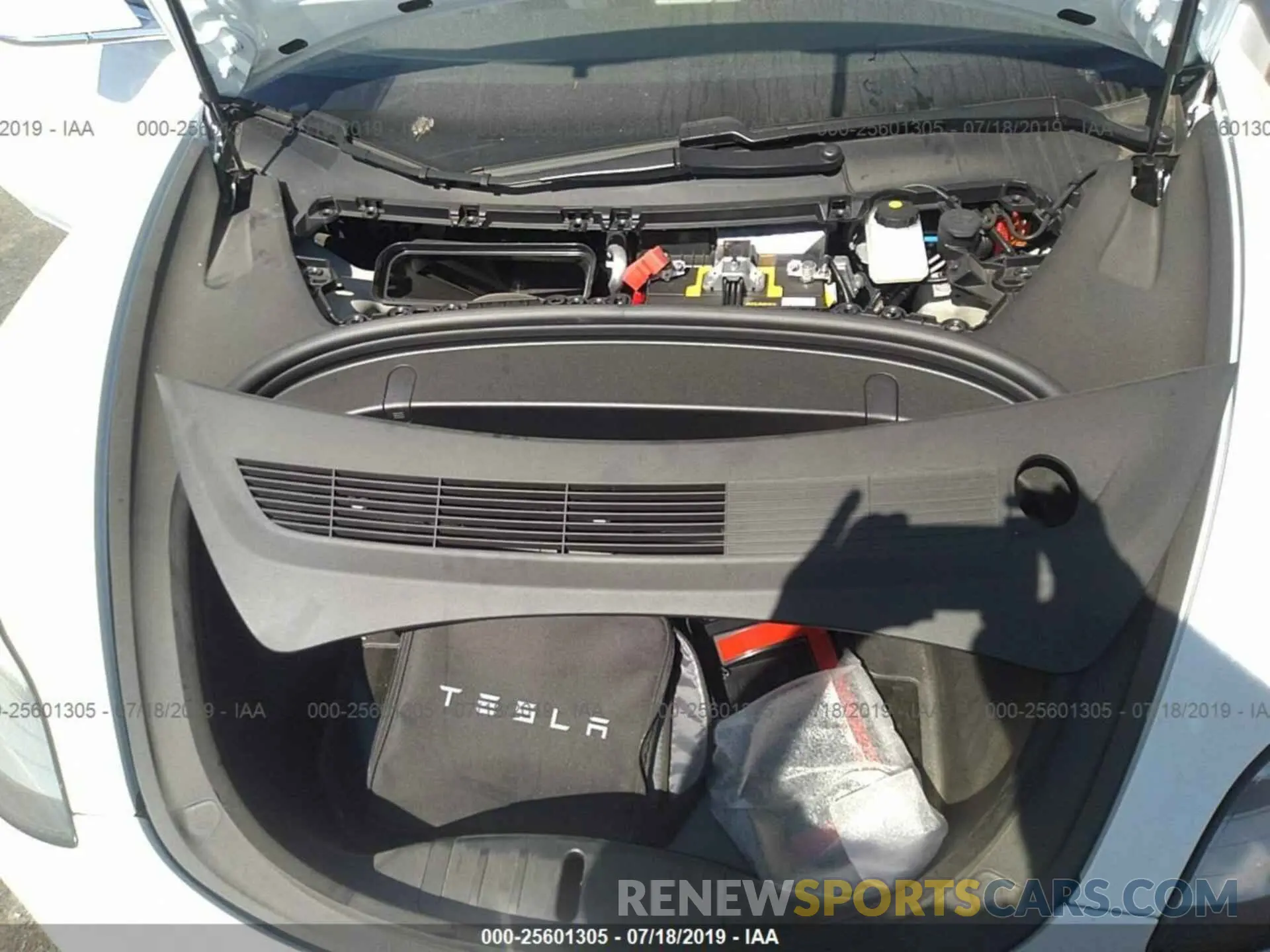 10 Photograph of a damaged car 5YJ3E1EA2KF362809 TESLA MODEL 3 2019