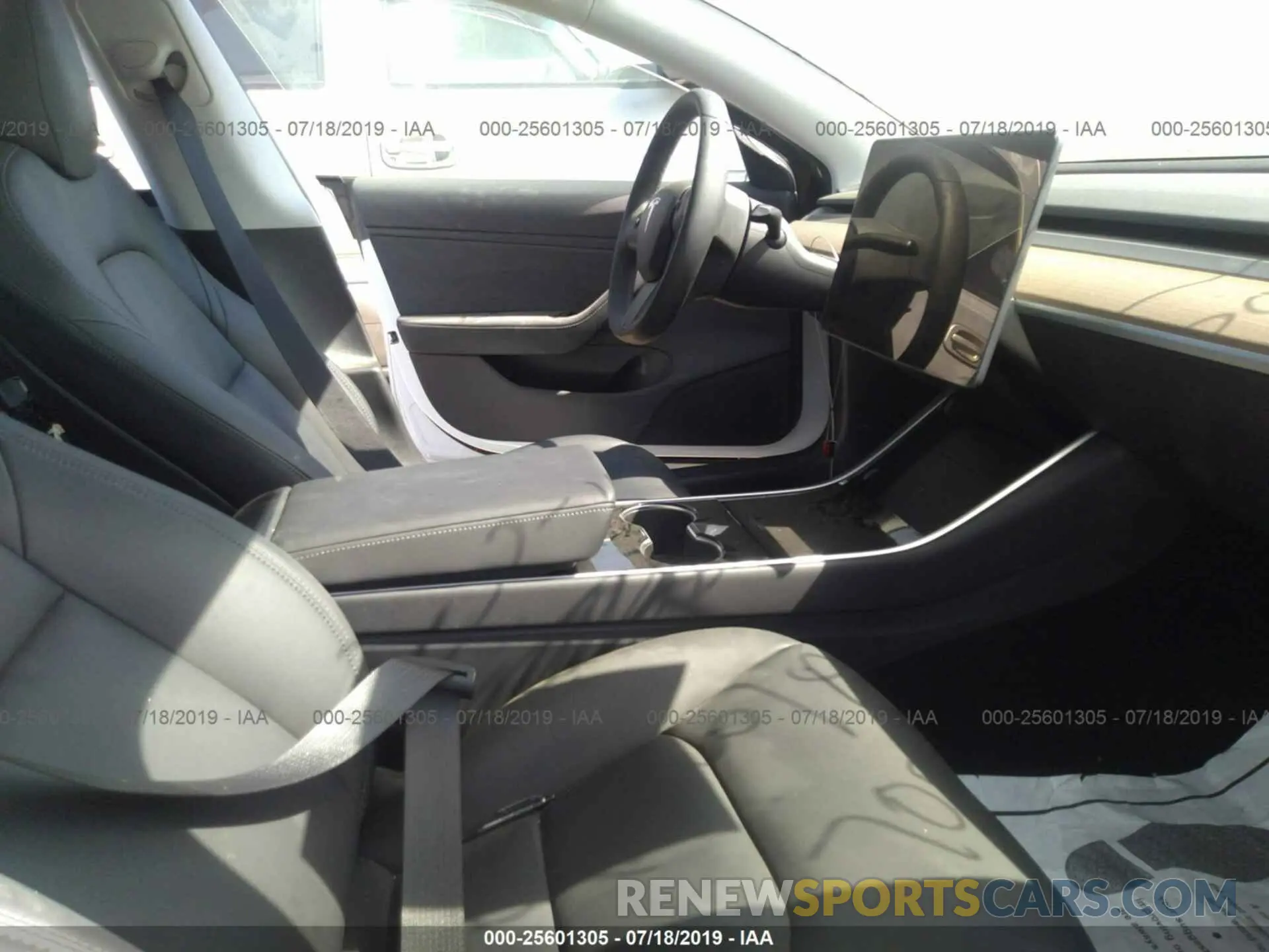 5 Photograph of a damaged car 5YJ3E1EA2KF362809 TESLA MODEL 3 2019