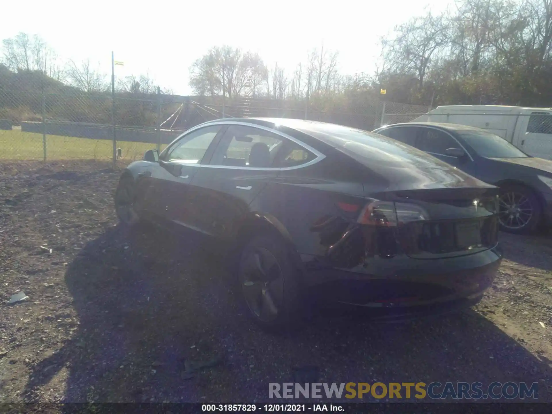 3 Photograph of a damaged car 5YJ3E1EA2KF396054 TESLA MODEL 3 2019