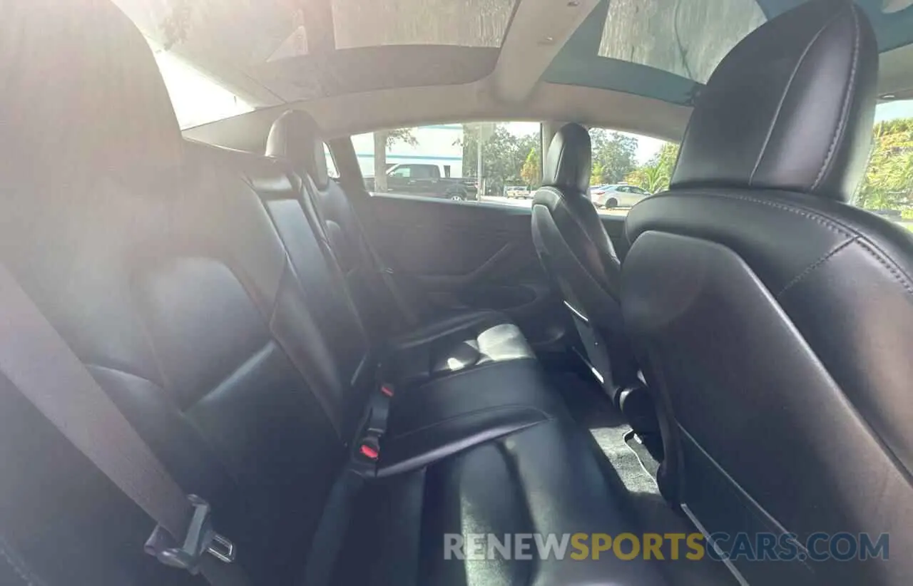 6 Photograph of a damaged car 5YJ3E1EA2KF399391 TESLA MODEL 3 2019