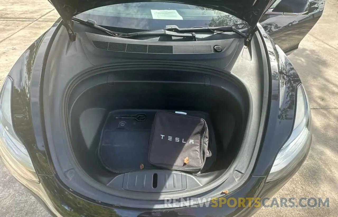 7 Photograph of a damaged car 5YJ3E1EA2KF399391 TESLA MODEL 3 2019