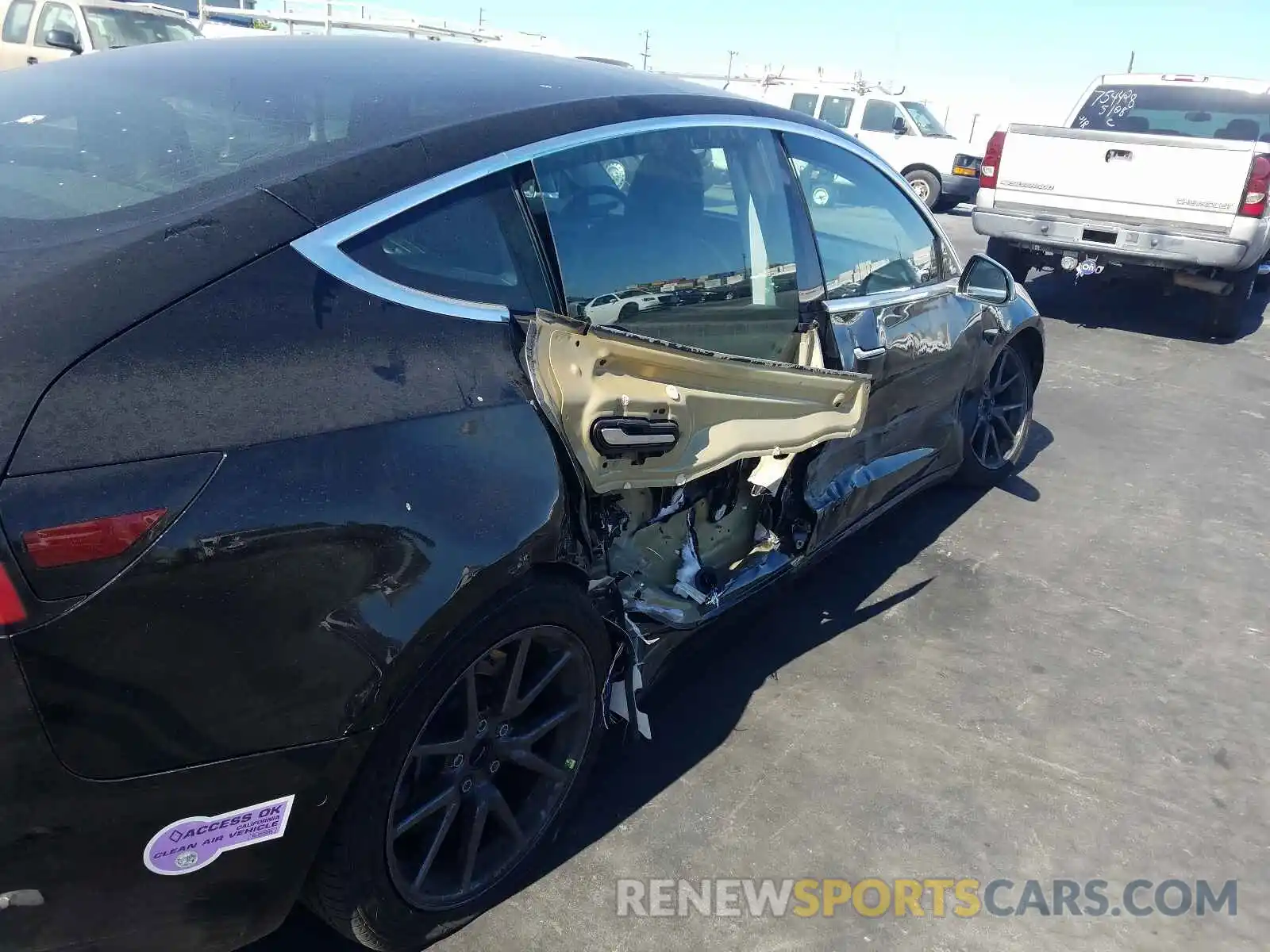 9 Photograph of a damaged car 5YJ3E1EA2KF399648 TESLA MODEL 3 2019