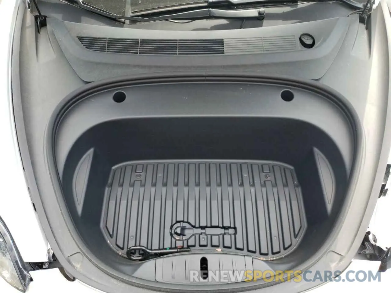 11 Photograph of a damaged car 5YJ3E1EA2KF401592 TESLA MODEL 3 2019