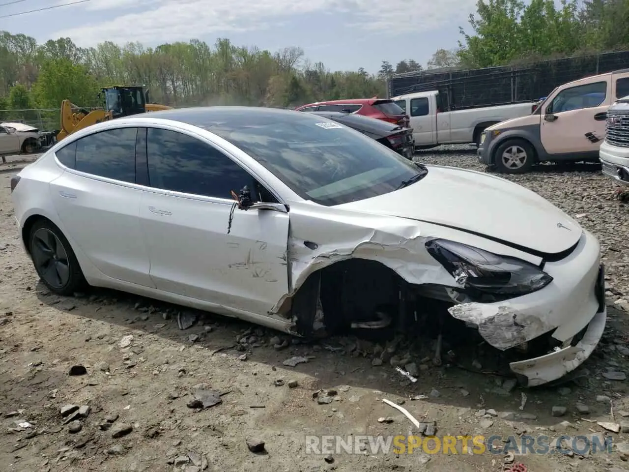 4 Photograph of a damaged car 5YJ3E1EA2KF401592 TESLA MODEL 3 2019