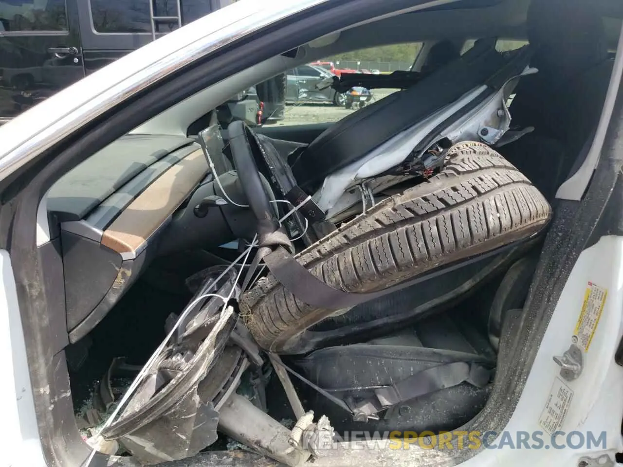 7 Photograph of a damaged car 5YJ3E1EA2KF401592 TESLA MODEL 3 2019