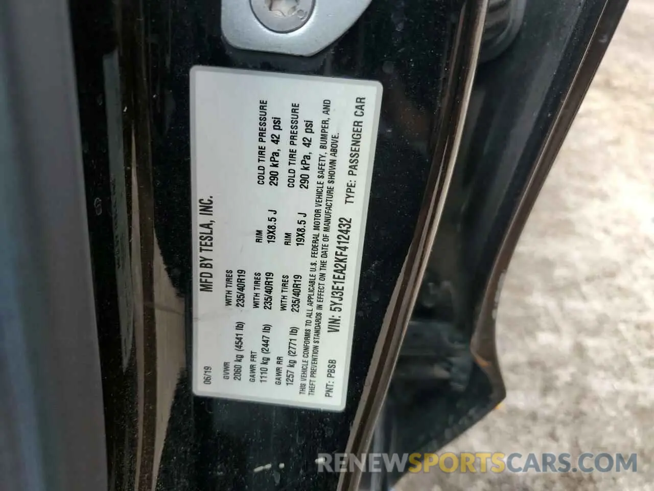12 Photograph of a damaged car 5YJ3E1EA2KF412432 TESLA MODEL 3 2019