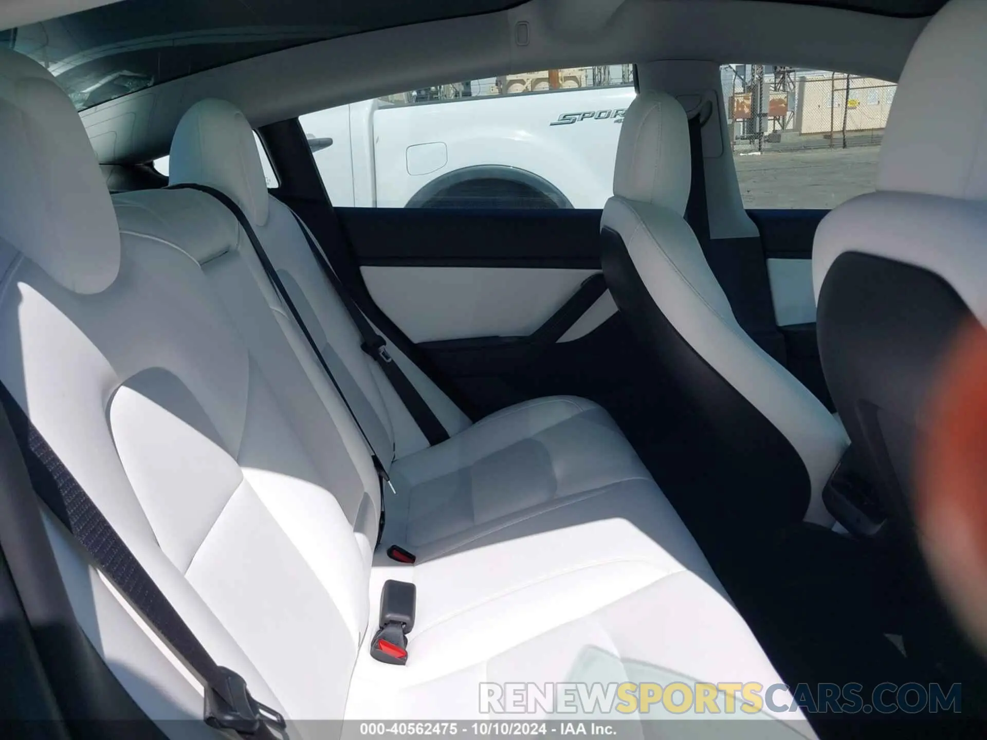 8 Photograph of a damaged car 5YJ3E1EA2KF419378 TESLA MODEL 3 2019