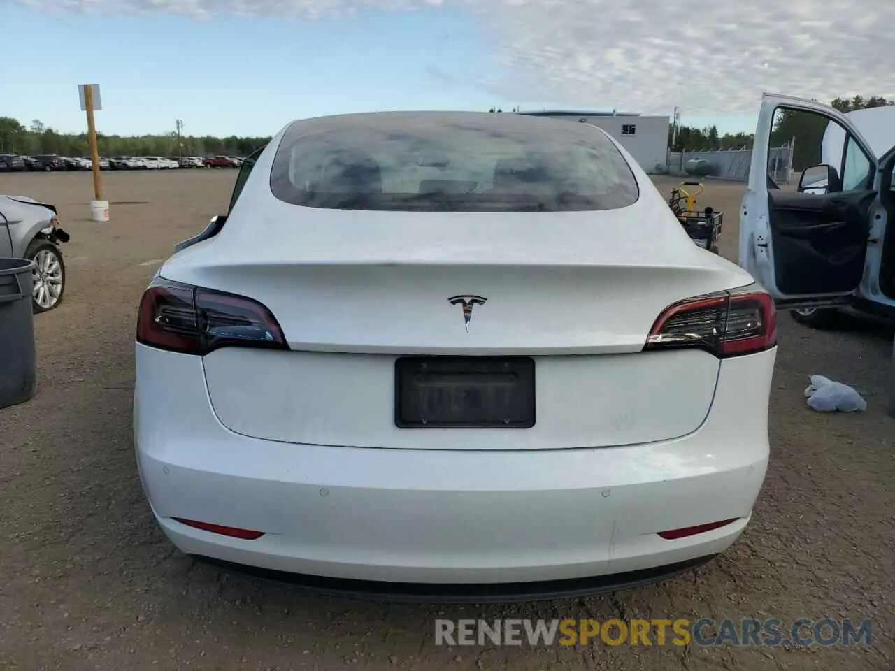 6 Photograph of a damaged car 5YJ3E1EA2KF428050 TESLA MODEL 3 2019