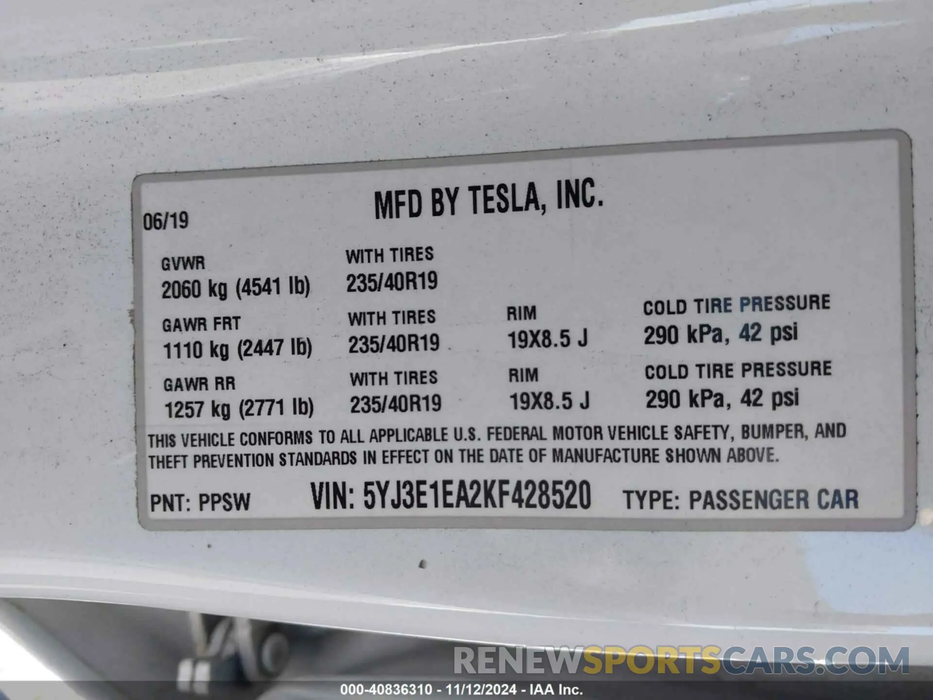 9 Photograph of a damaged car 5YJ3E1EA2KF428520 TESLA MODEL 3 2019