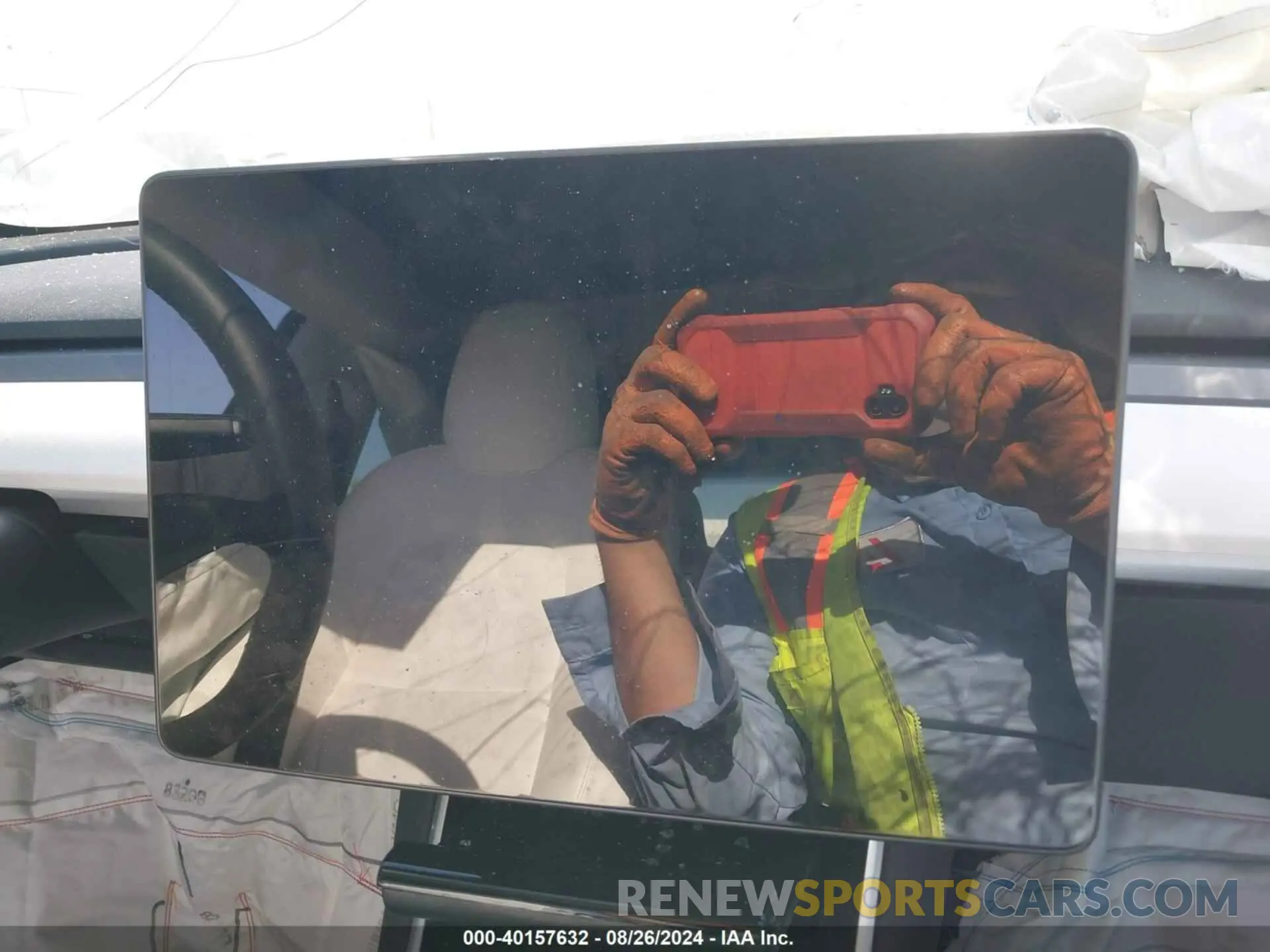 18 Photograph of a damaged car 5YJ3E1EA2KF431479 TESLA MODEL 3 2019