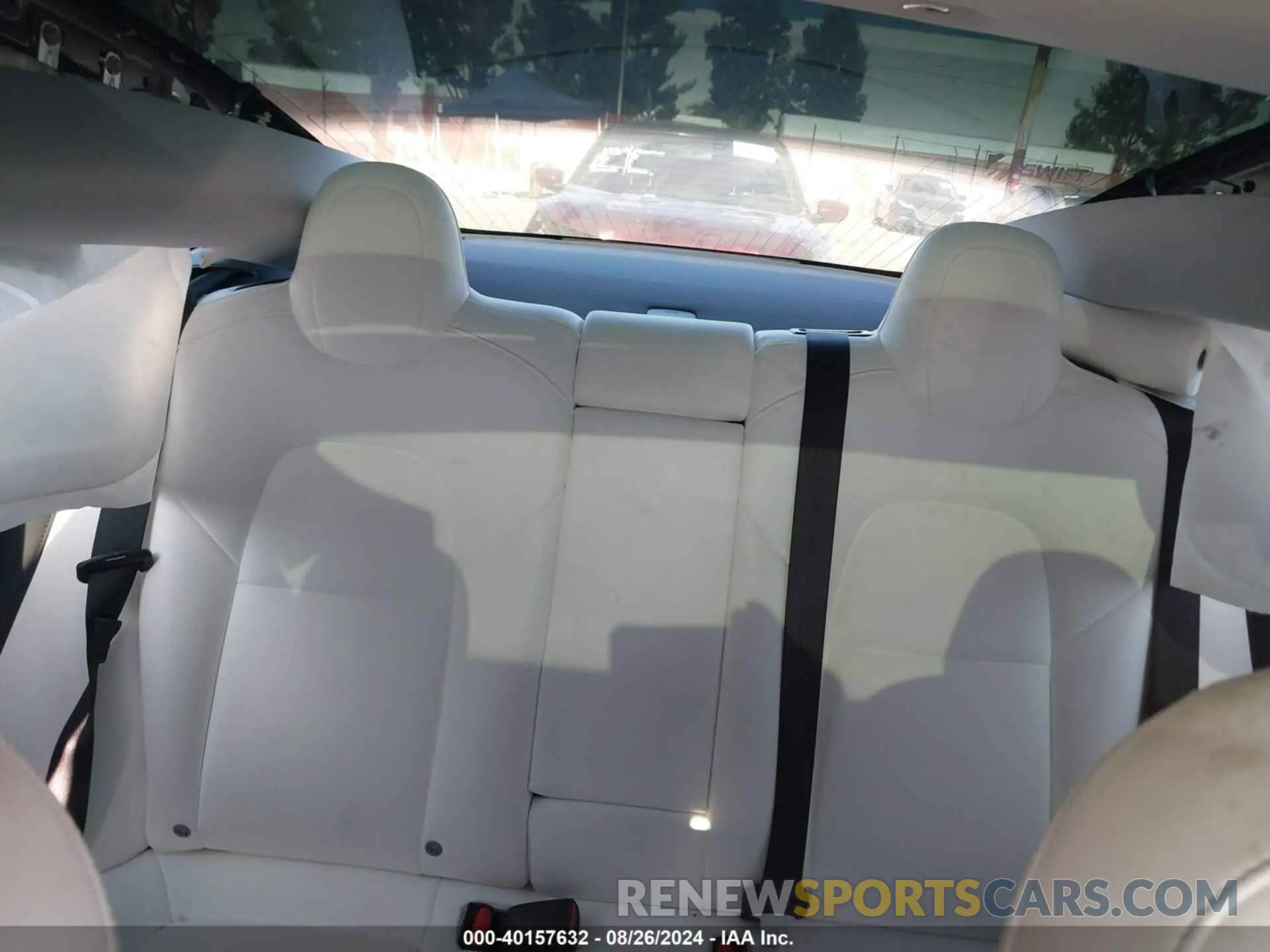 8 Photograph of a damaged car 5YJ3E1EA2KF431479 TESLA MODEL 3 2019