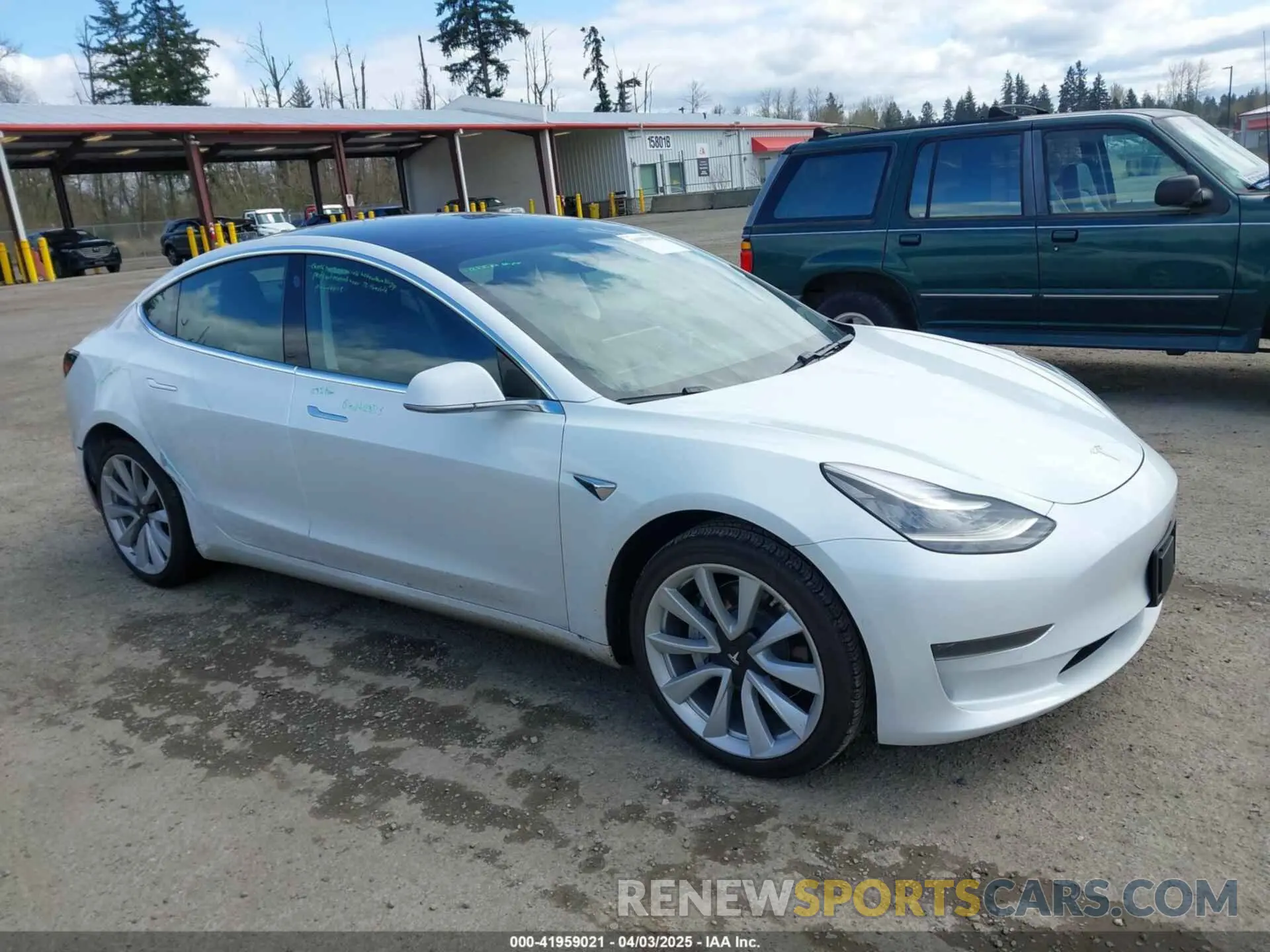14 Photograph of a damaged car 5YJ3E1EA2KF437900 TESLA MODEL 3 2019
