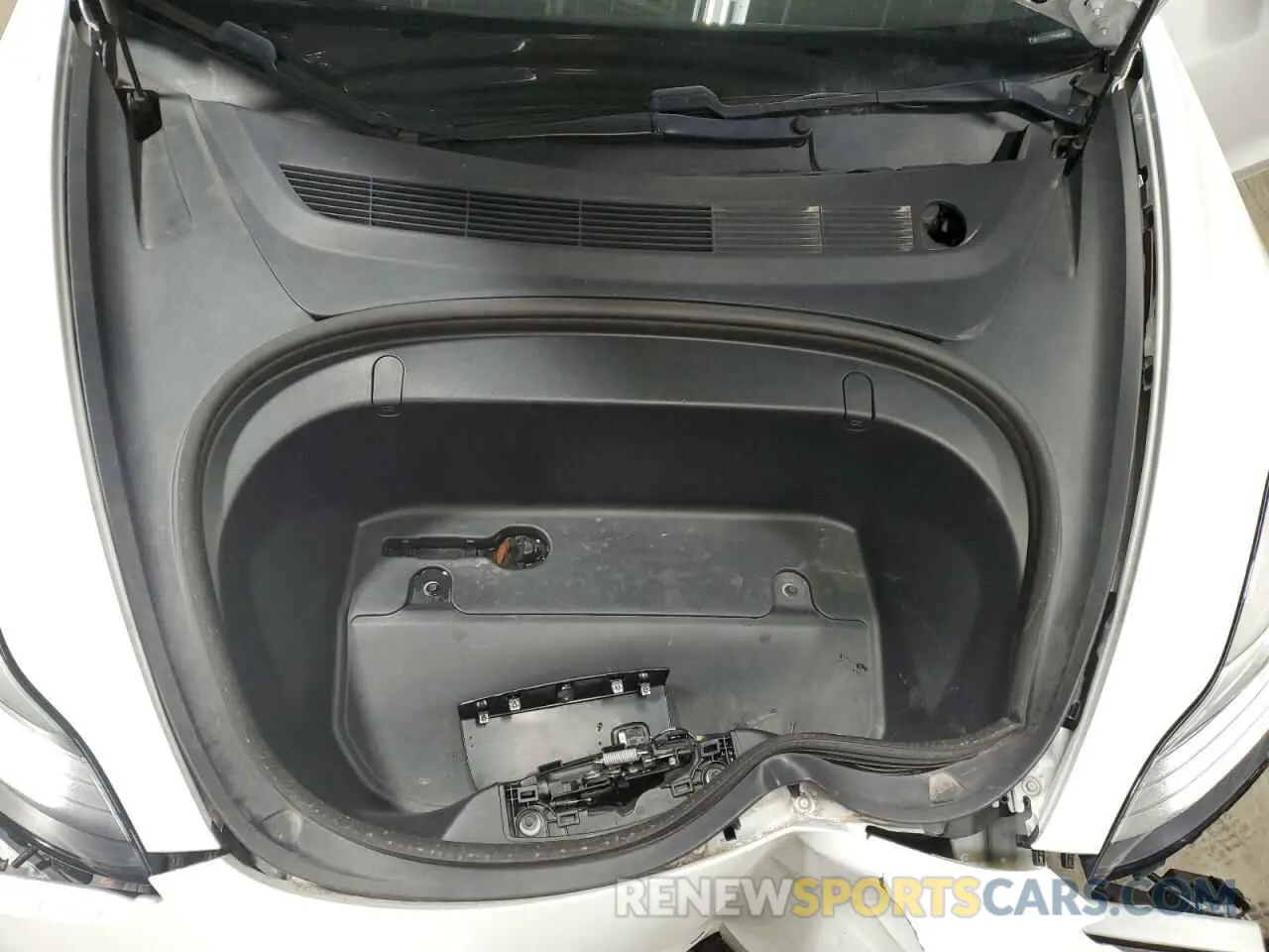 13 Photograph of a damaged car 5YJ3E1EA2KF466782 TESLA MODEL 3 2019