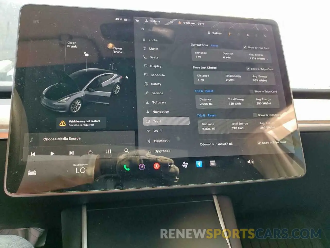 9 Photograph of a damaged car 5YJ3E1EA2KF474929 TESLA MODEL 3 2019