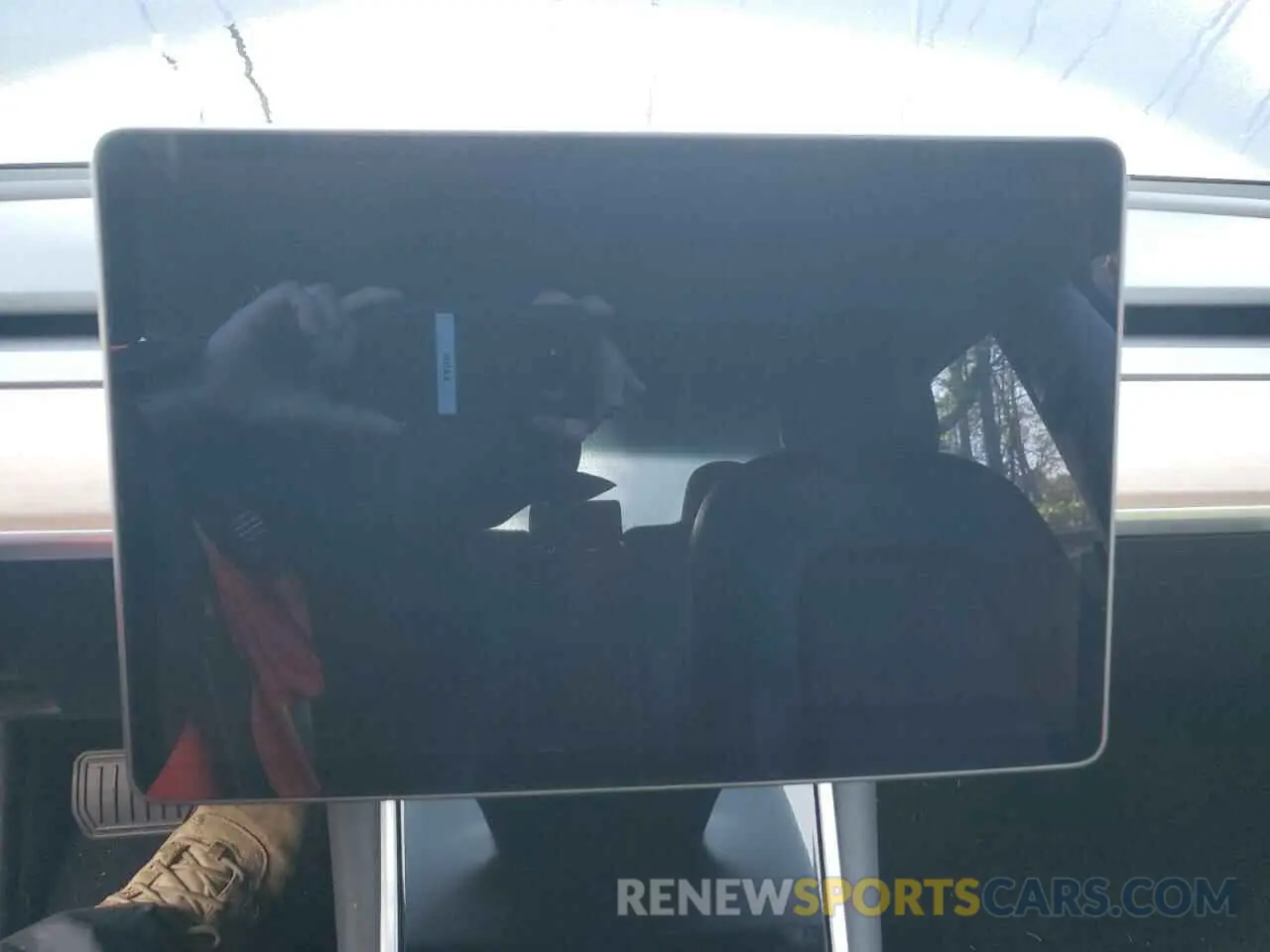 9 Photograph of a damaged car 5YJ3E1EA2KF476194 TESLA MODEL 3 2019