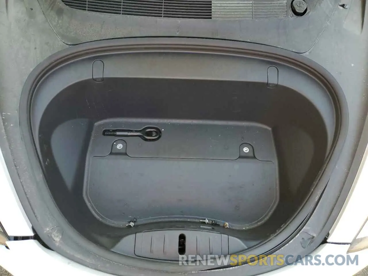 11 Photograph of a damaged car 5YJ3E1EA2KF480410 TESLA MODEL 3 2019