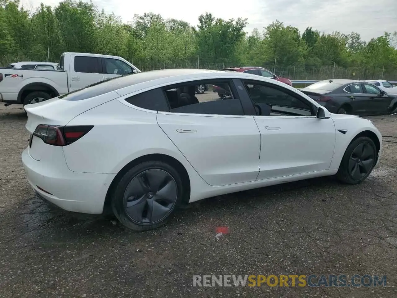 3 Photograph of a damaged car 5YJ3E1EA2KF482514 TESLA MODEL 3 2019