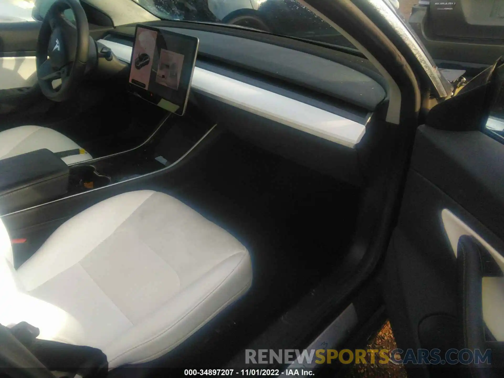 5 Photograph of a damaged car 5YJ3E1EA2KF509680 TESLA MODEL 3 2019