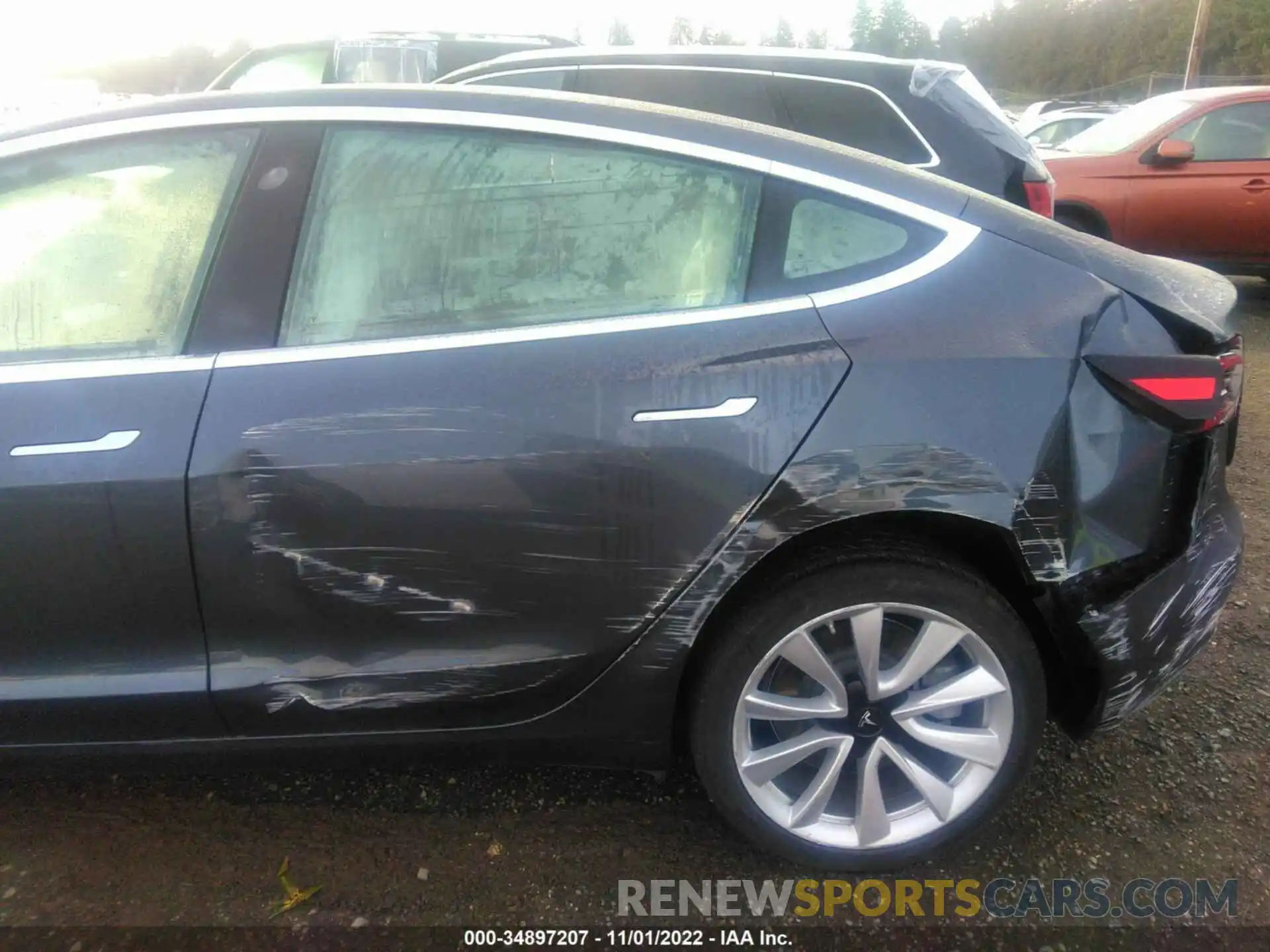 6 Photograph of a damaged car 5YJ3E1EA2KF509680 TESLA MODEL 3 2019