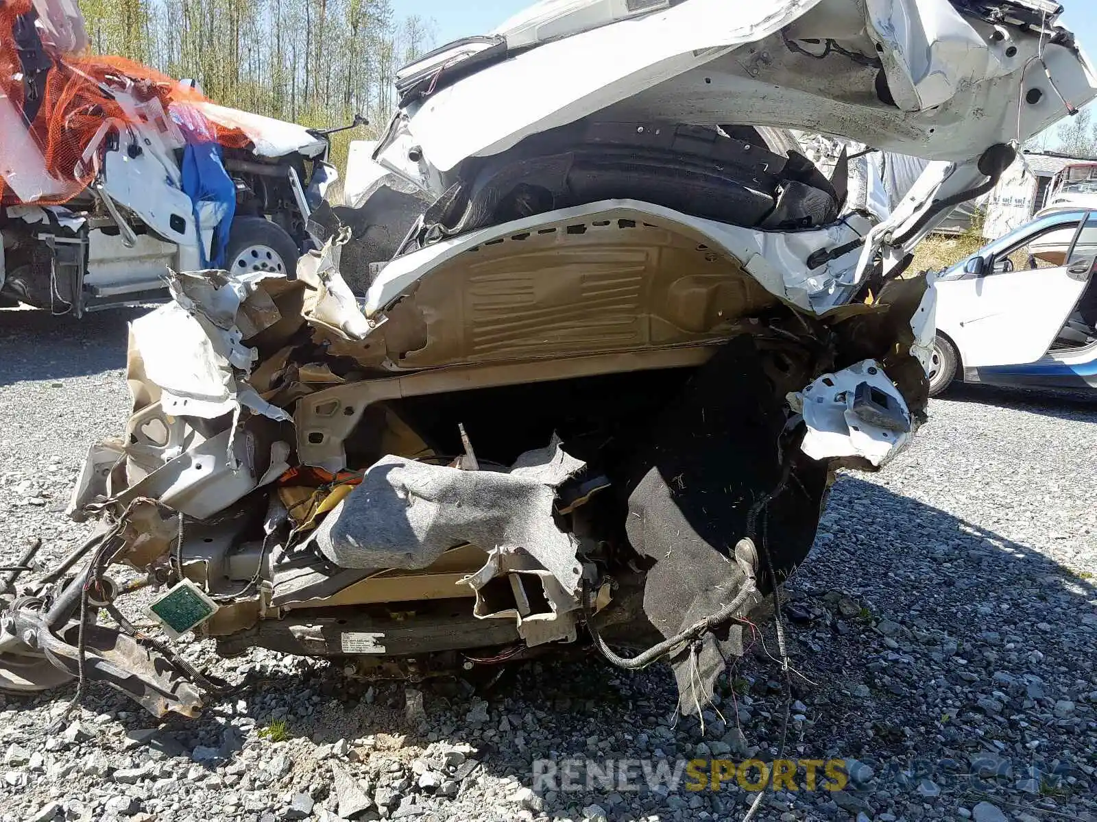 9 Photograph of a damaged car 5YJ3E1EA2KF514863 TESLA MODEL 3 2019