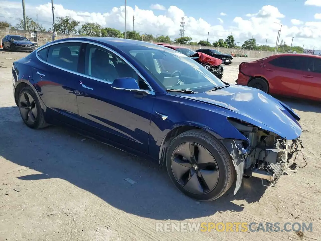 4 Photograph of a damaged car 5YJ3E1EA3KF299252 TESLA MODEL 3 2019