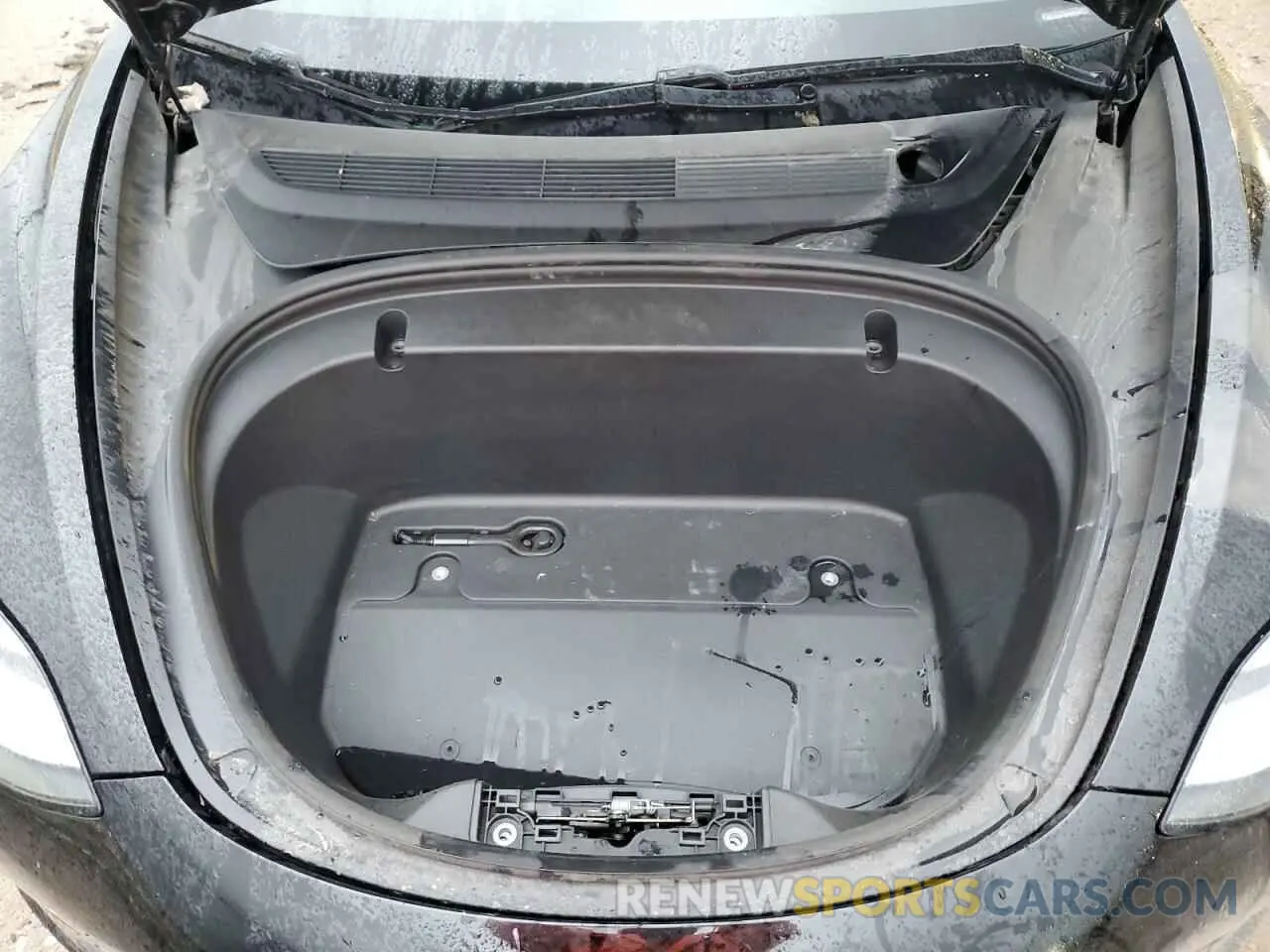 11 Photograph of a damaged car 5YJ3E1EA3KF304207 TESLA MODEL 3 2019