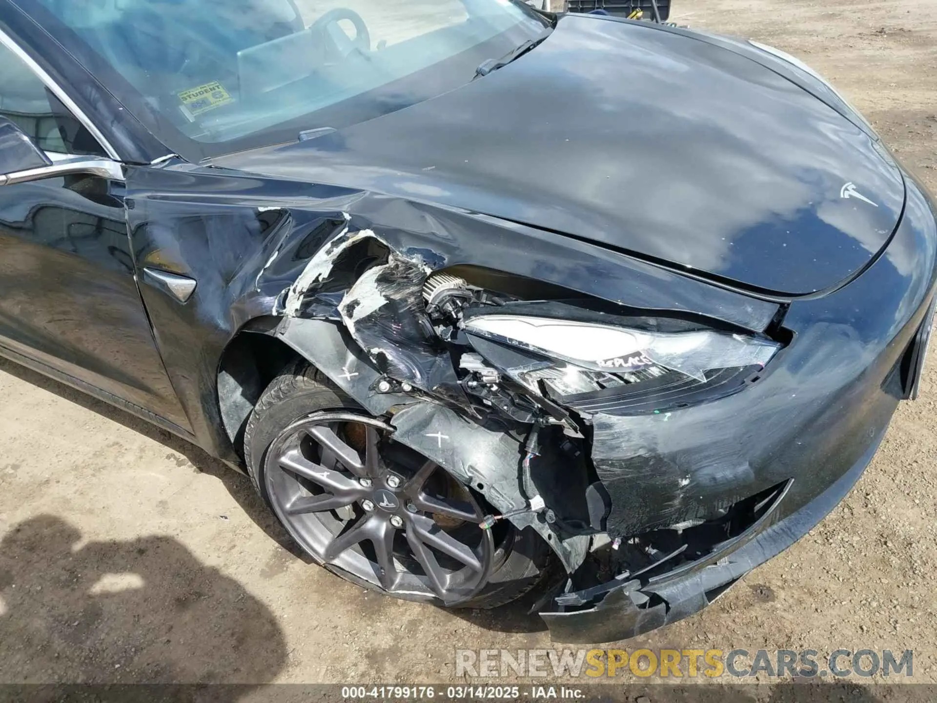6 Photograph of a damaged car 5YJ3E1EA3KF304286 TESLA MODEL 3 2019