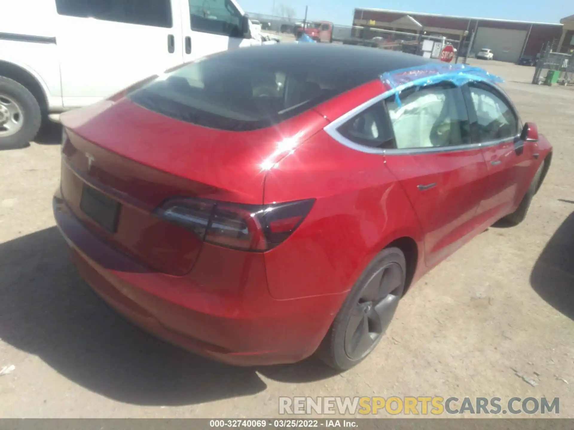 4 Photograph of a damaged car 5YJ3E1EA3KF308712 TESLA MODEL 3 2019