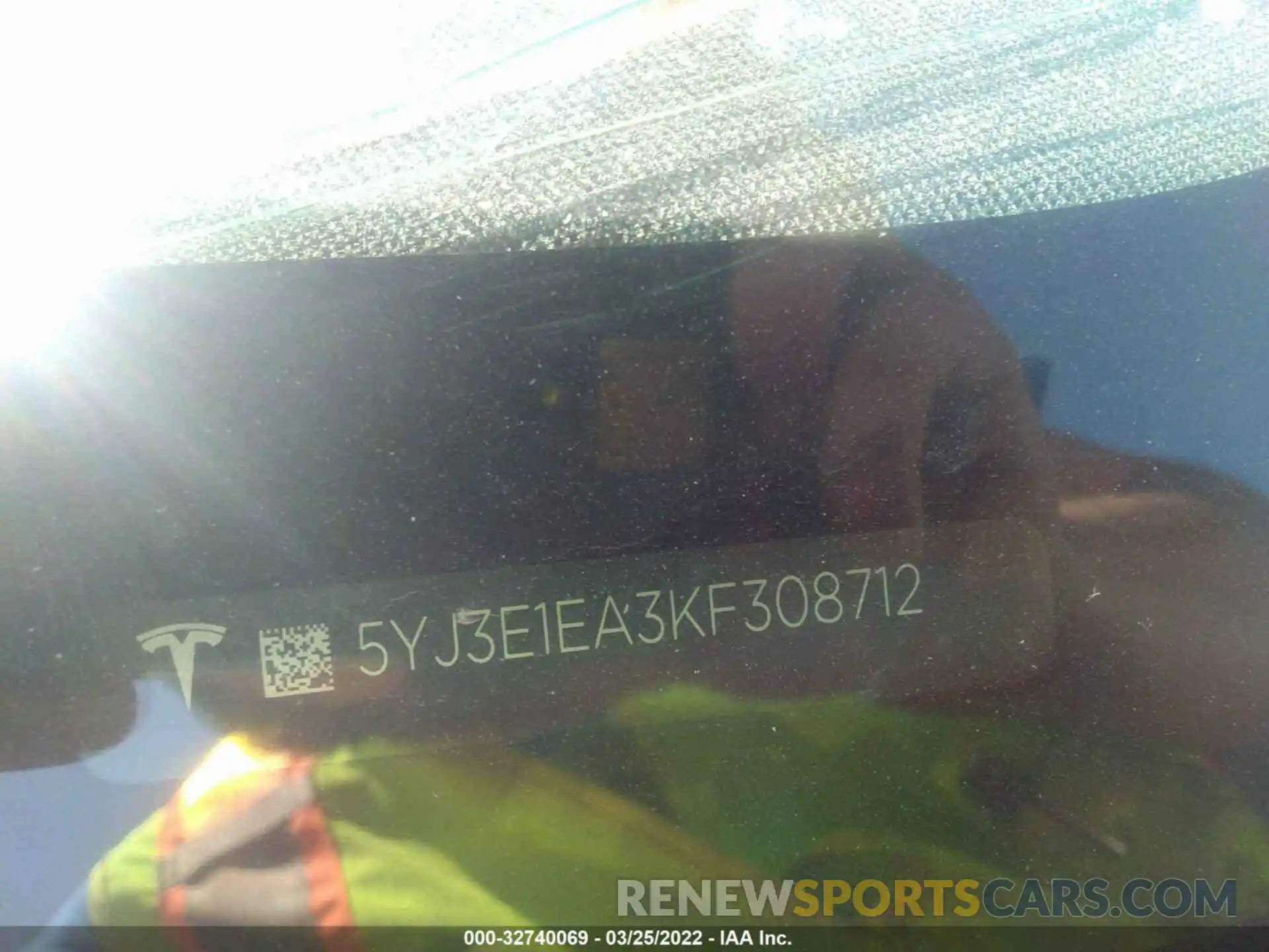 9 Photograph of a damaged car 5YJ3E1EA3KF308712 TESLA MODEL 3 2019